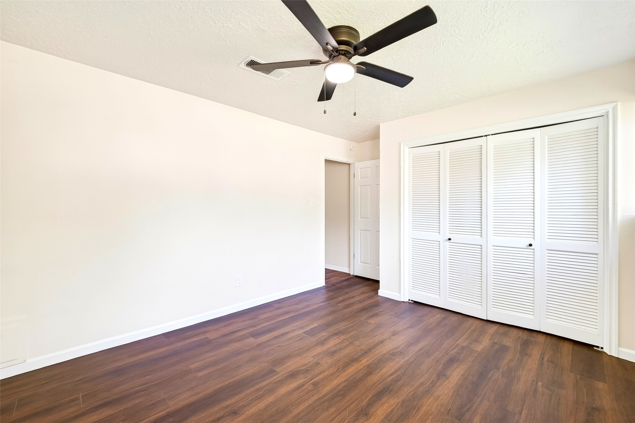 15207 Pleasant Valley Road Property Photo 26
