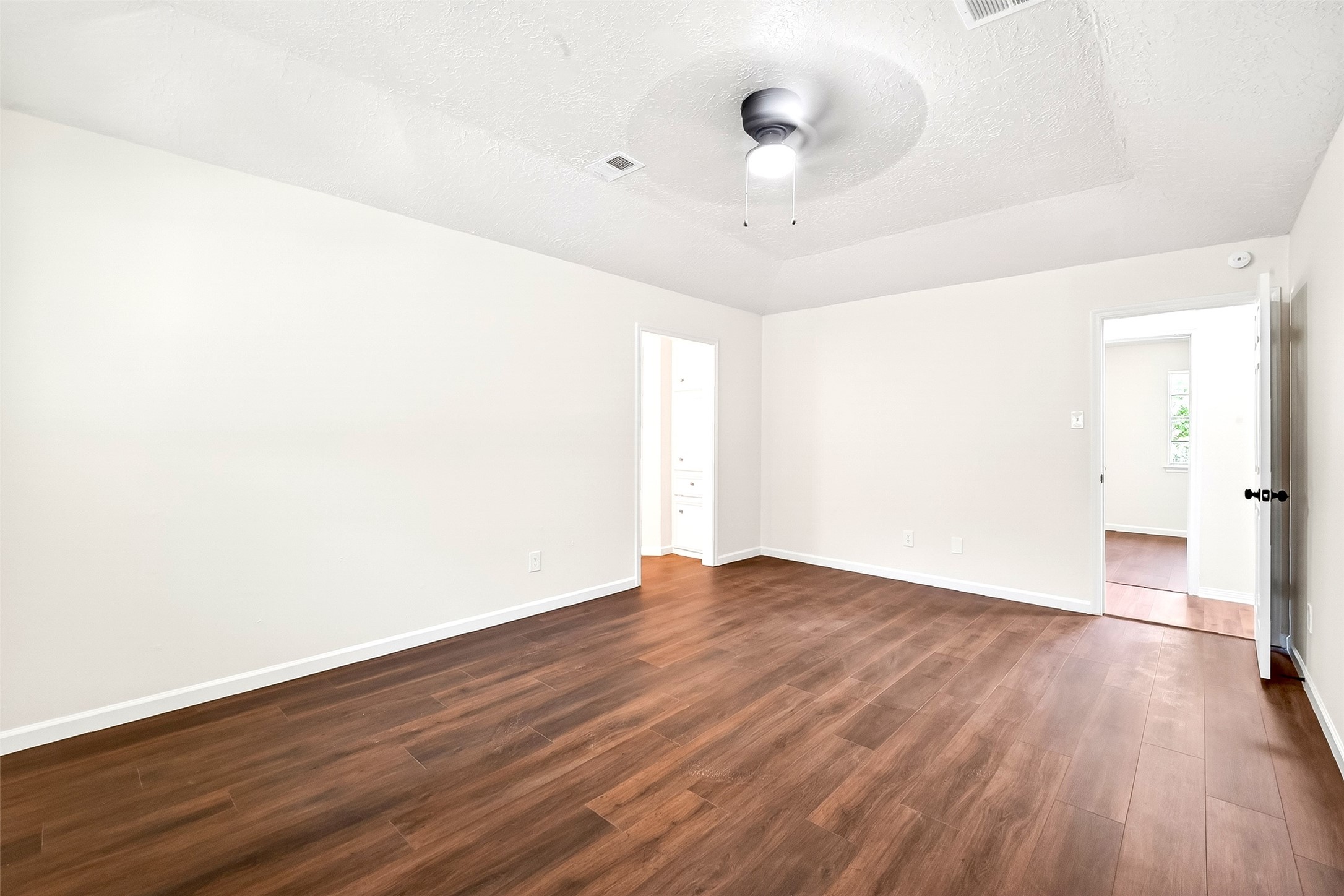 15207 Pleasant Valley Road Property Photo 29