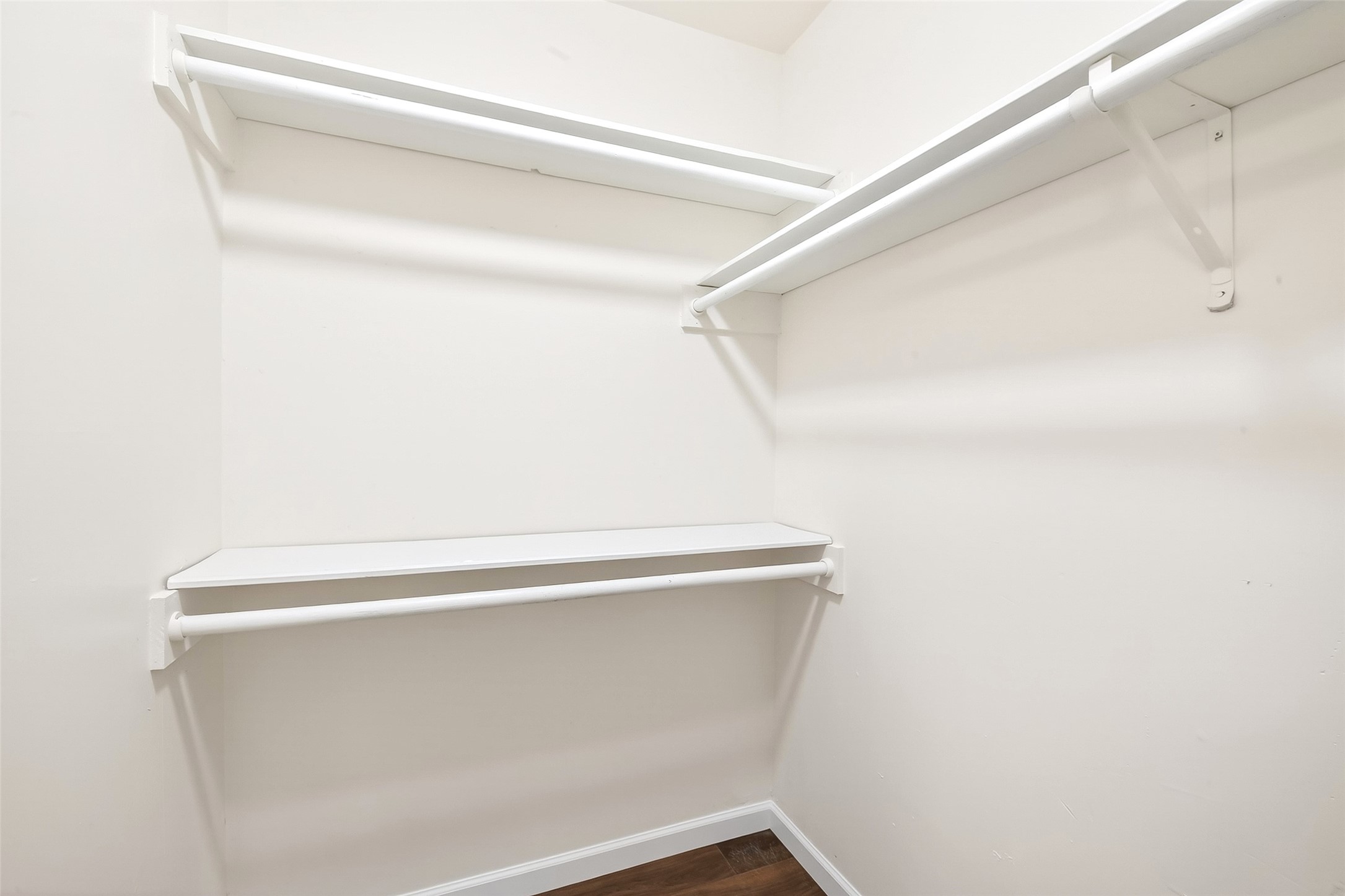 15207 Pleasant Valley Road Property Photo 32
