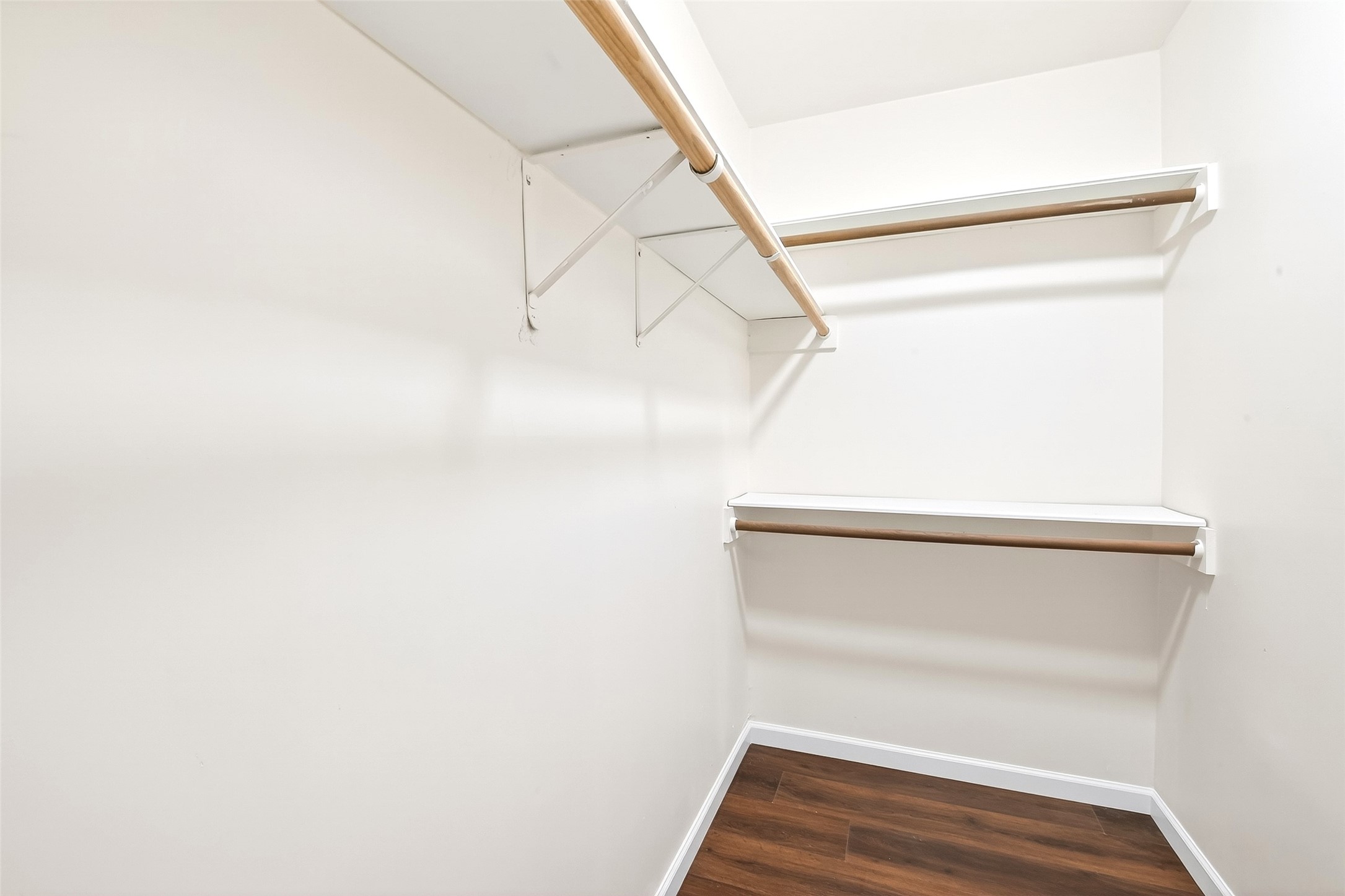 15207 Pleasant Valley Road Property Photo 33