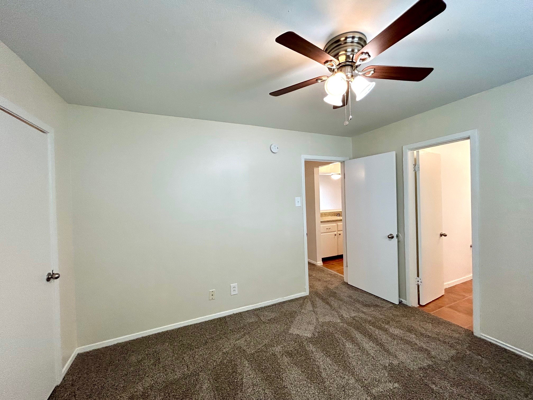 3629 N Macgregor Way 9 Property Photo 12