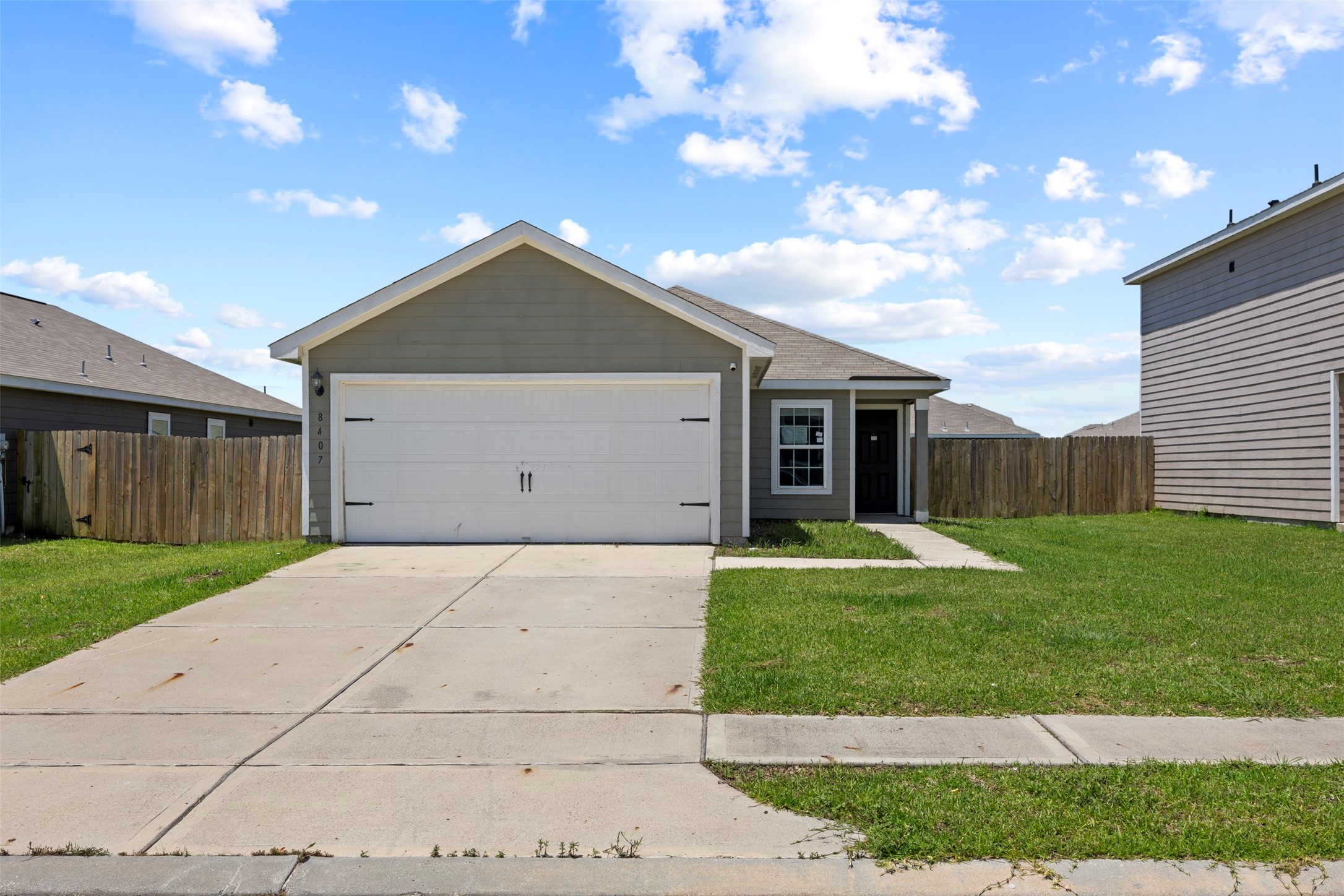 8407 Bermuda Blue Road Property Photo 1