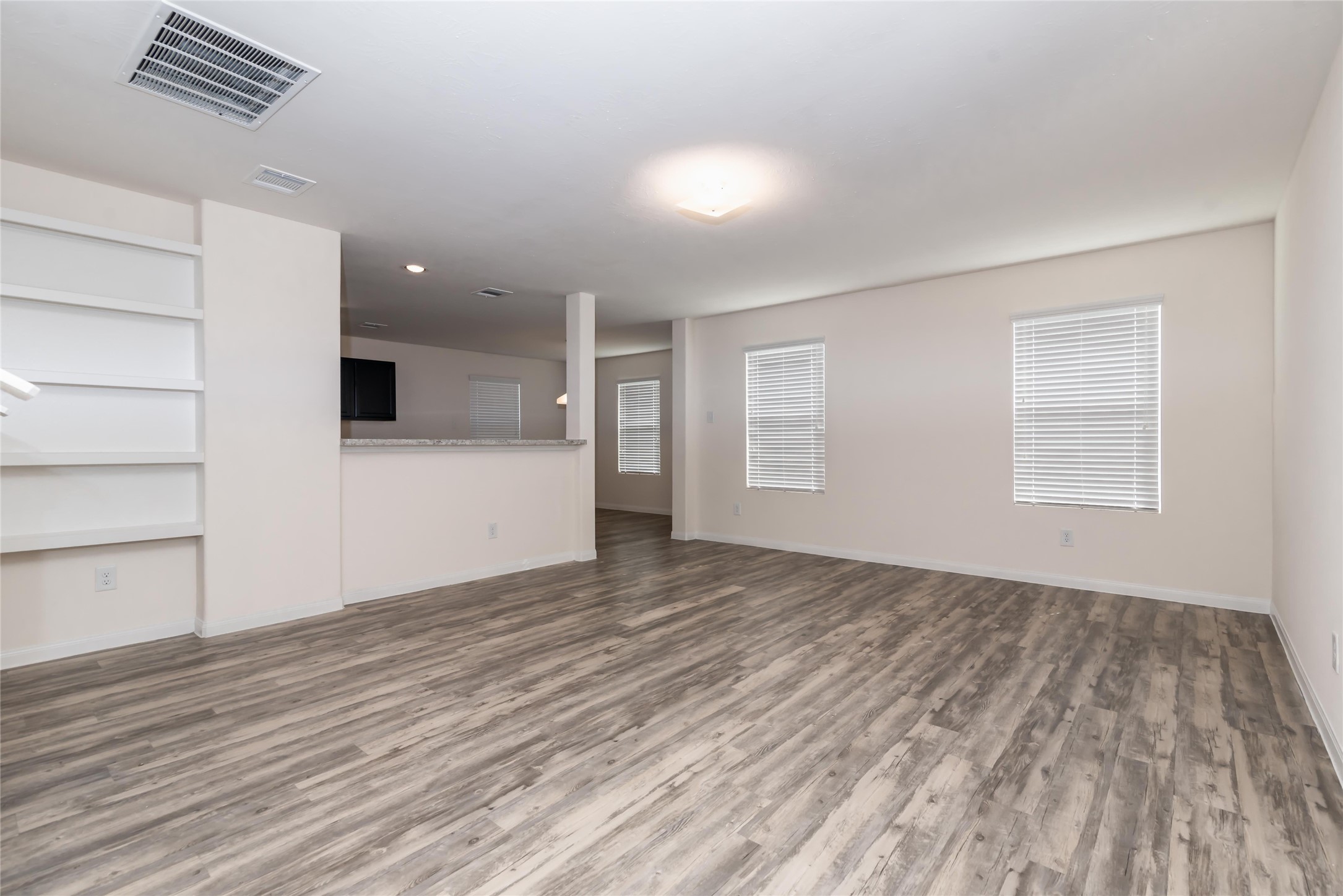 24503 Amaldi Court Property Photo 3