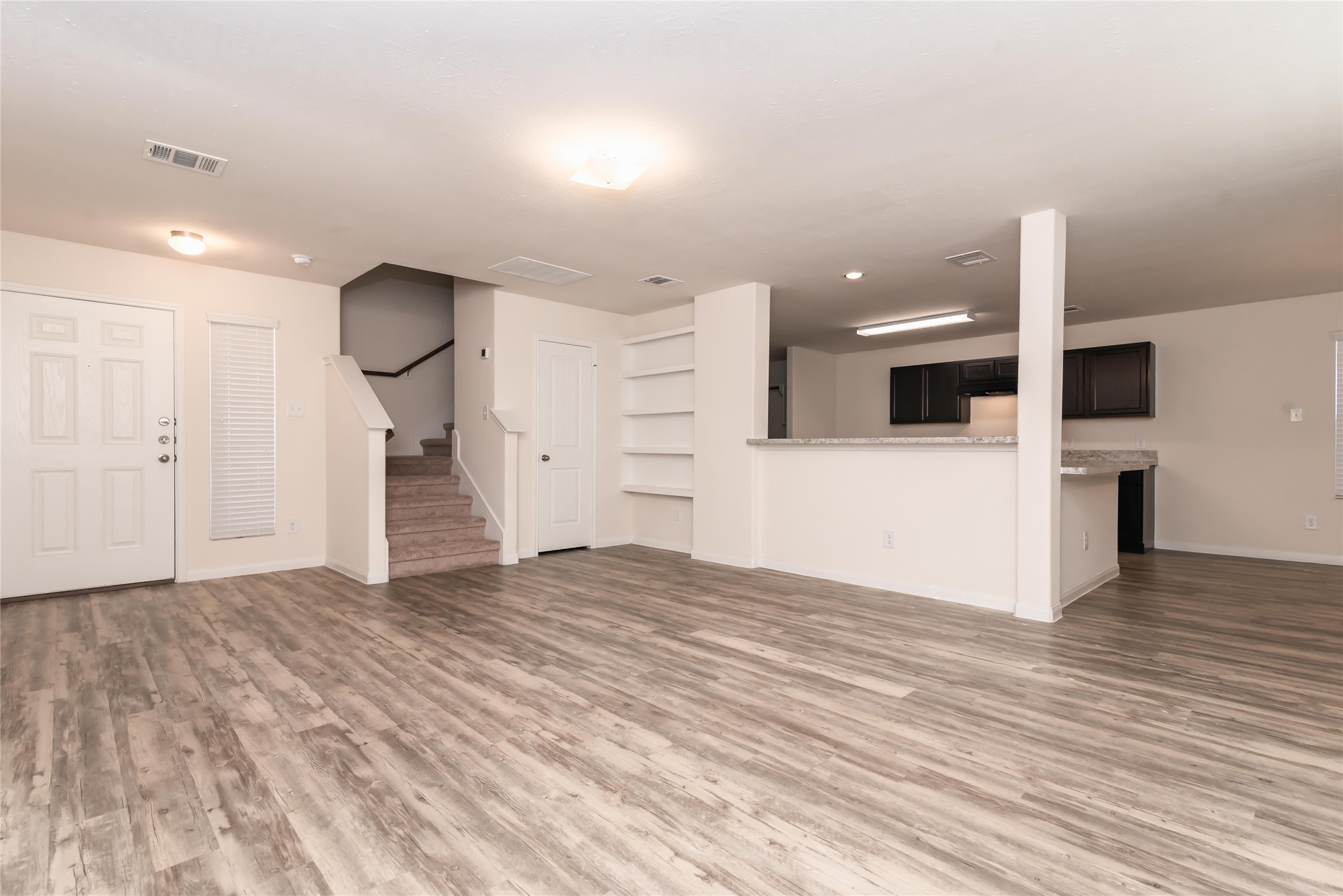 24503 Amaldi Court Property Photo 4