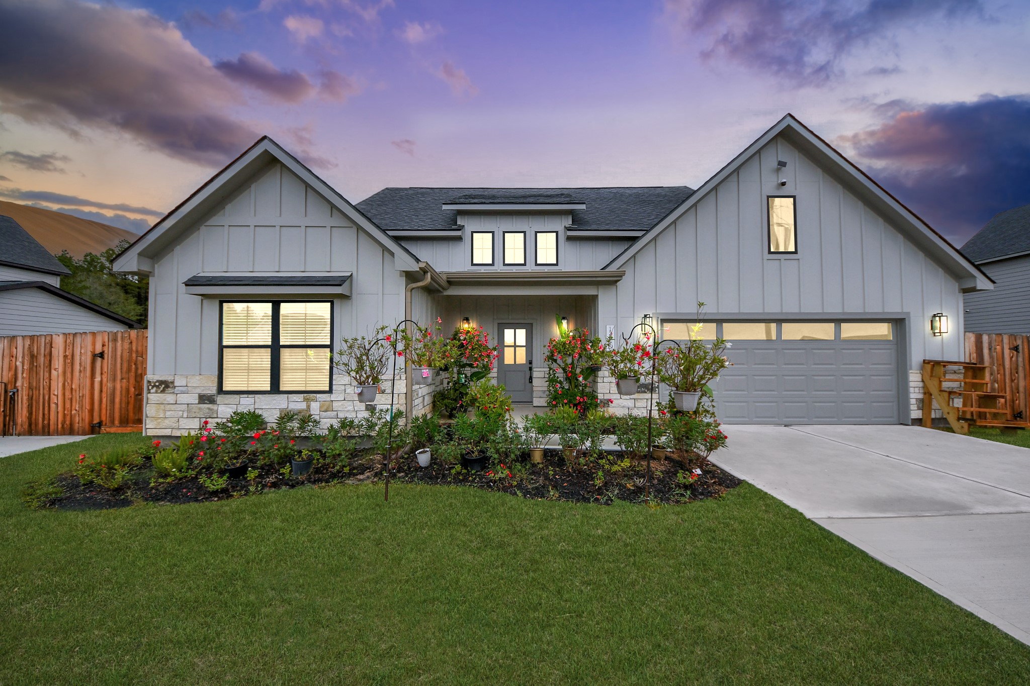 12015 Rockview Drive Property Photo 1