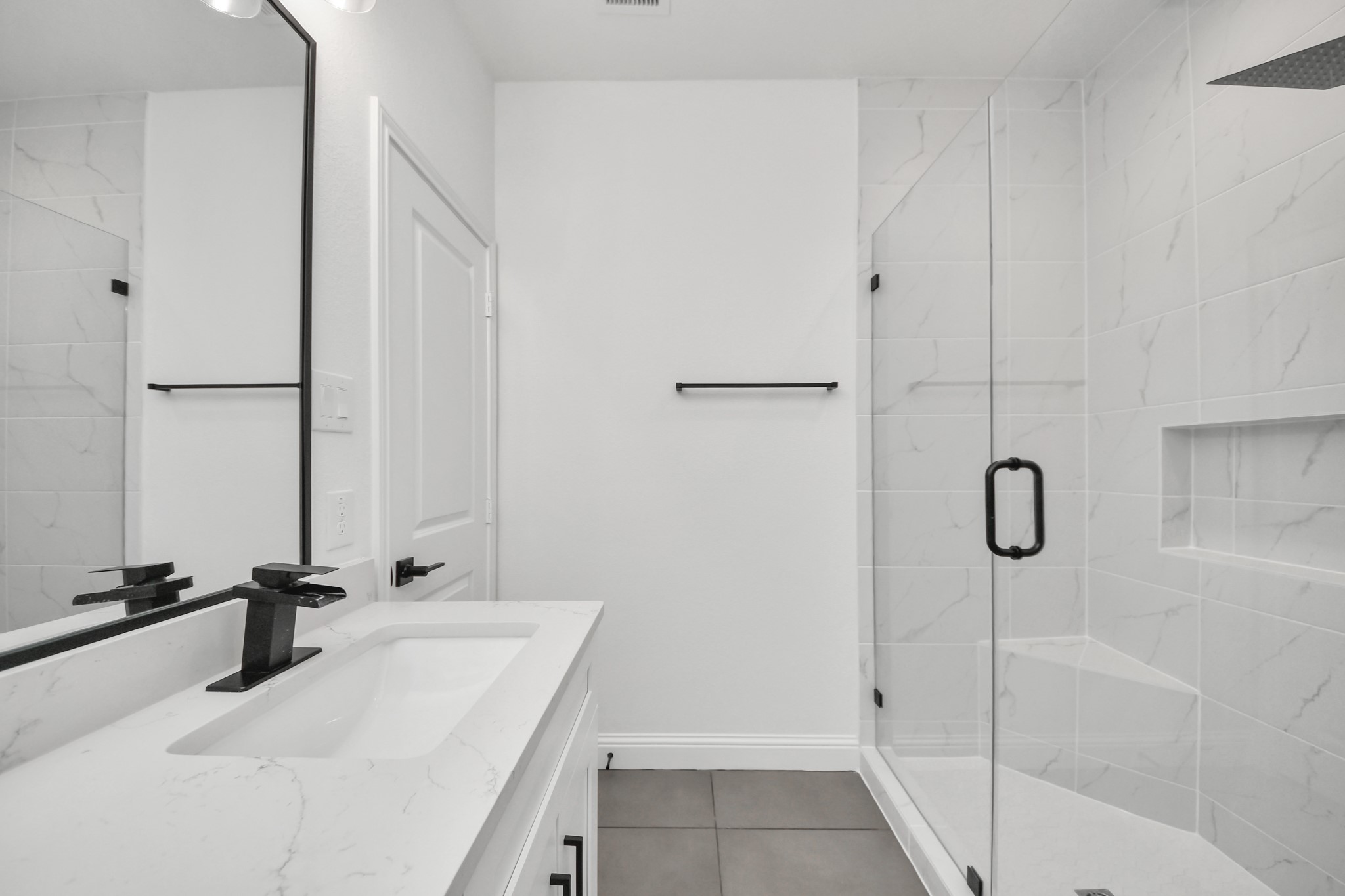 12015 Rockview Drive Property Photo 26