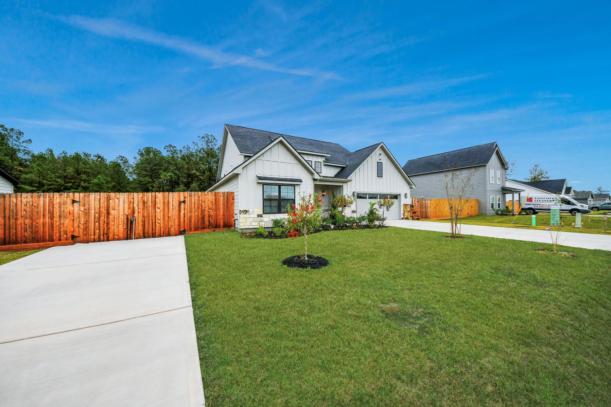 12015 Rockview Drive Property Photo 28