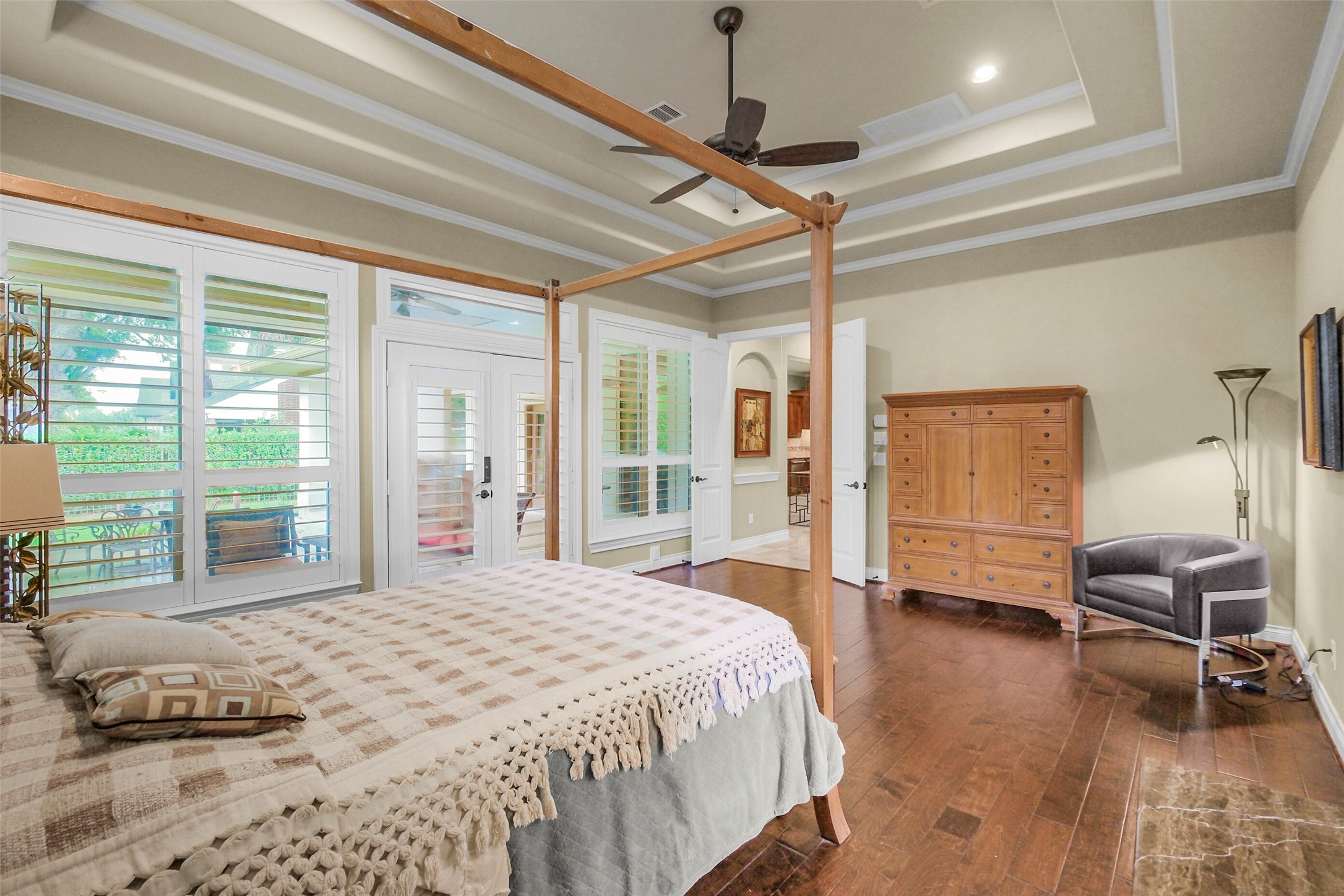 32634 Watersmeet Street Property Photo 4