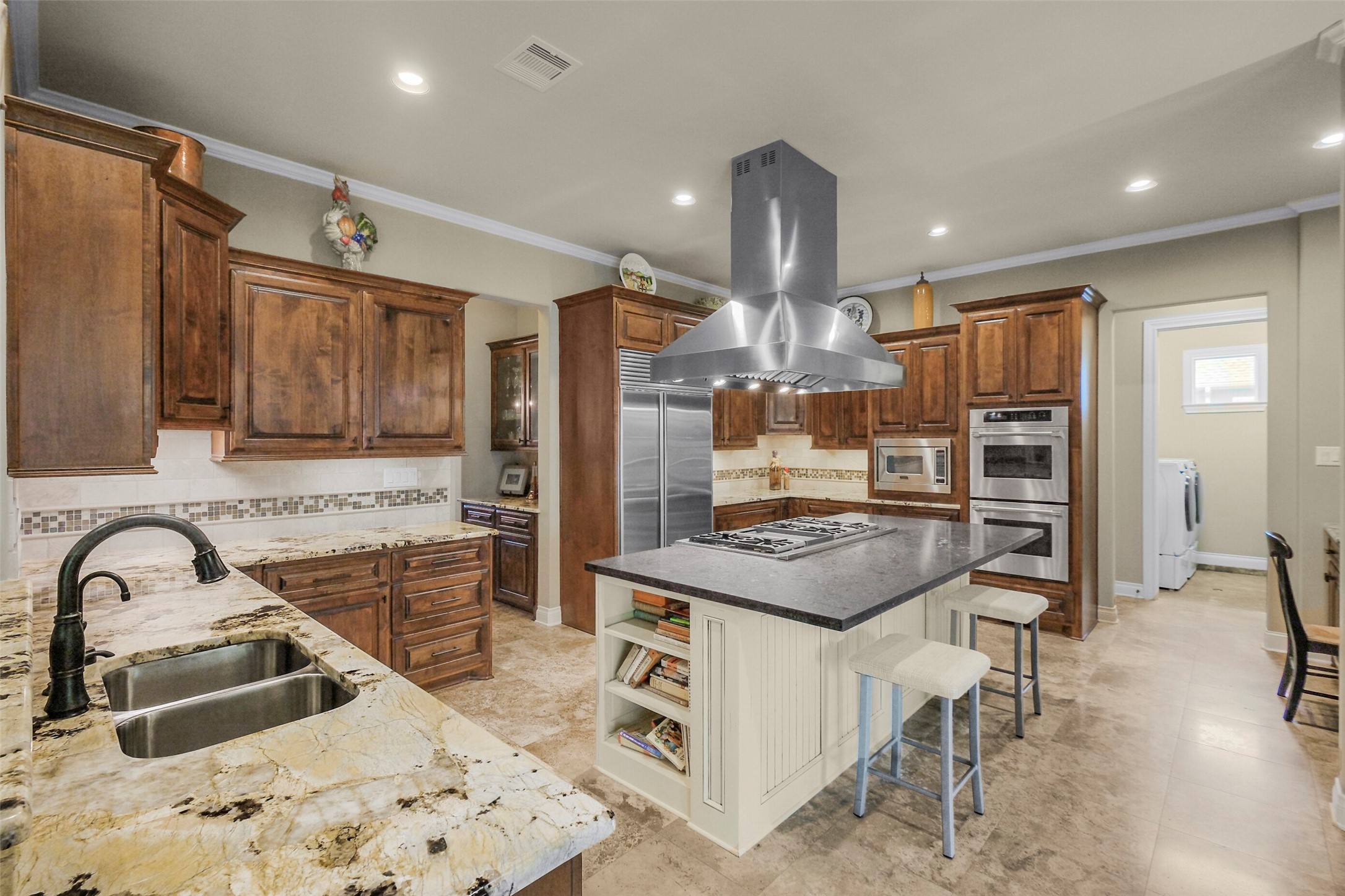 32634 Watersmeet Street Property Photo 16