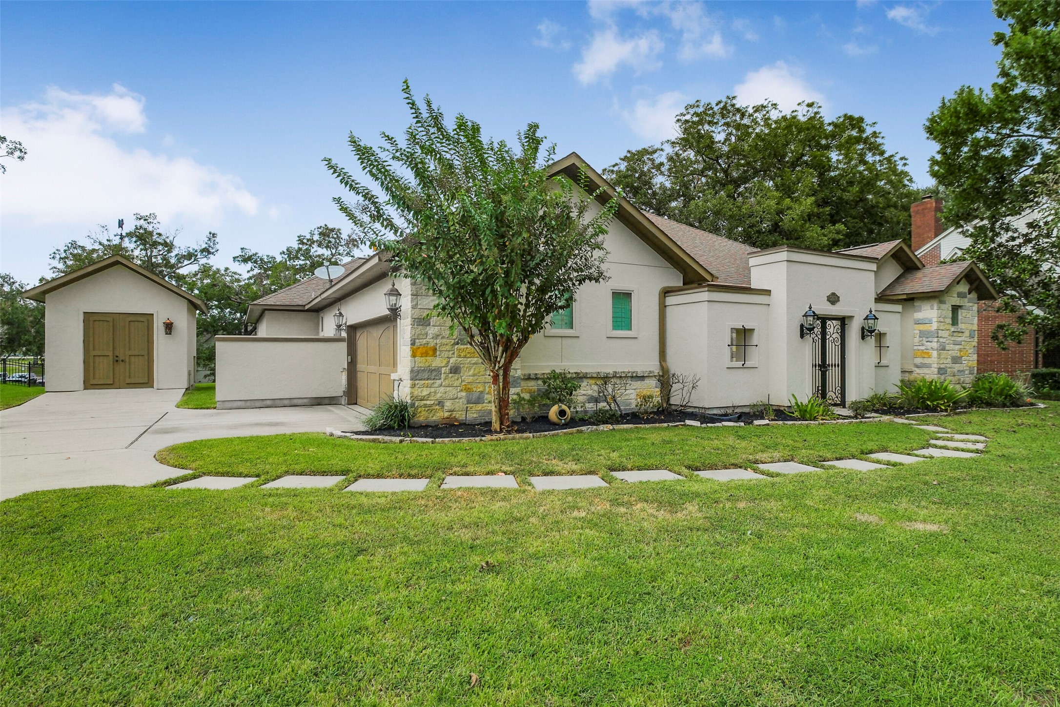 32634 Watersmeet Street Property Photo 42
