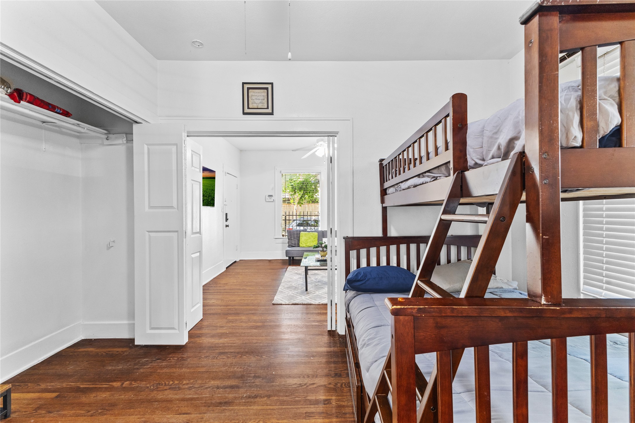 2509 Whitney Street A Property Photo 6