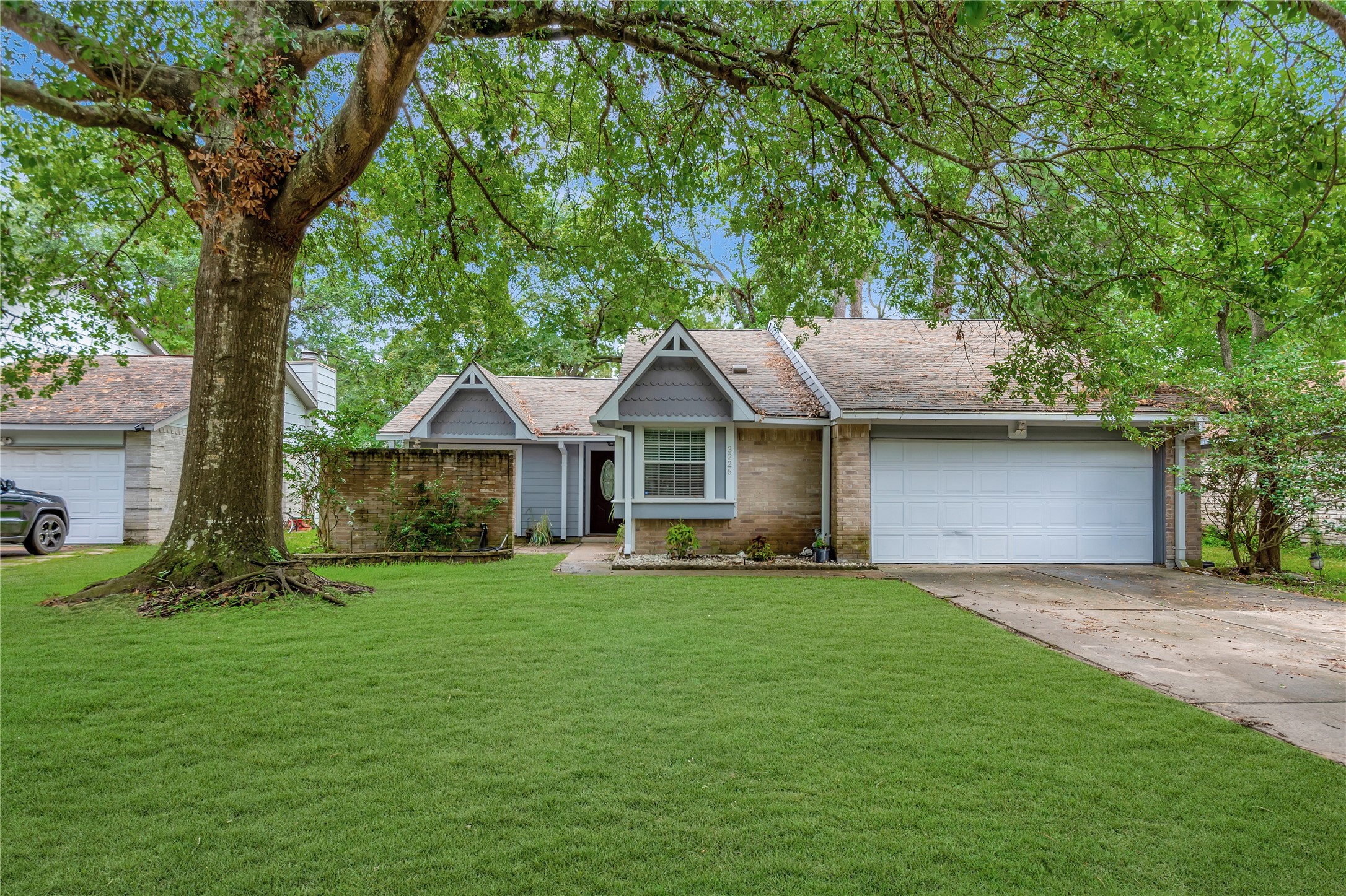 3226 Silver Falls Drive Property Photo