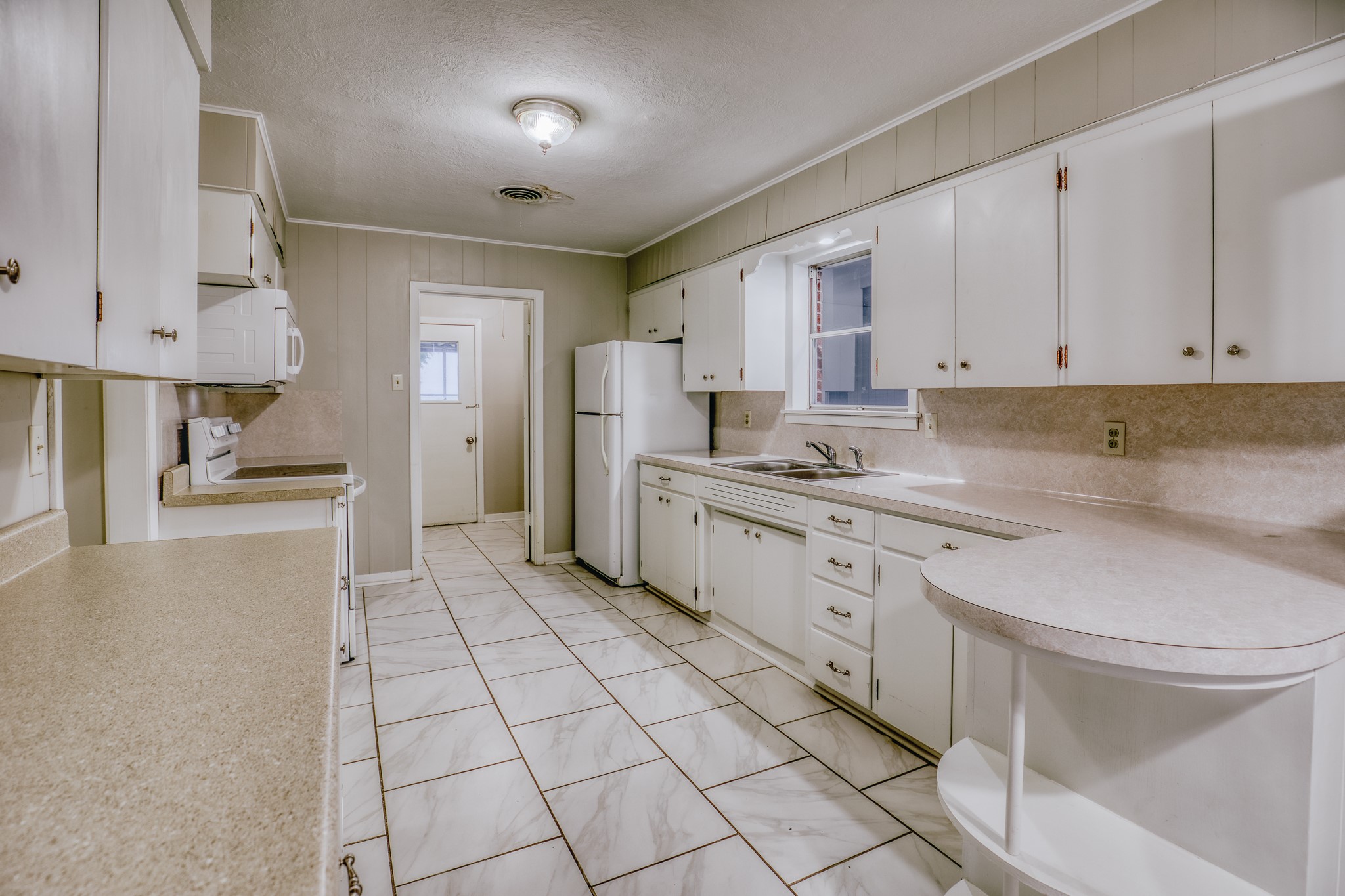 9102 Fm 2621 Property Photo 9