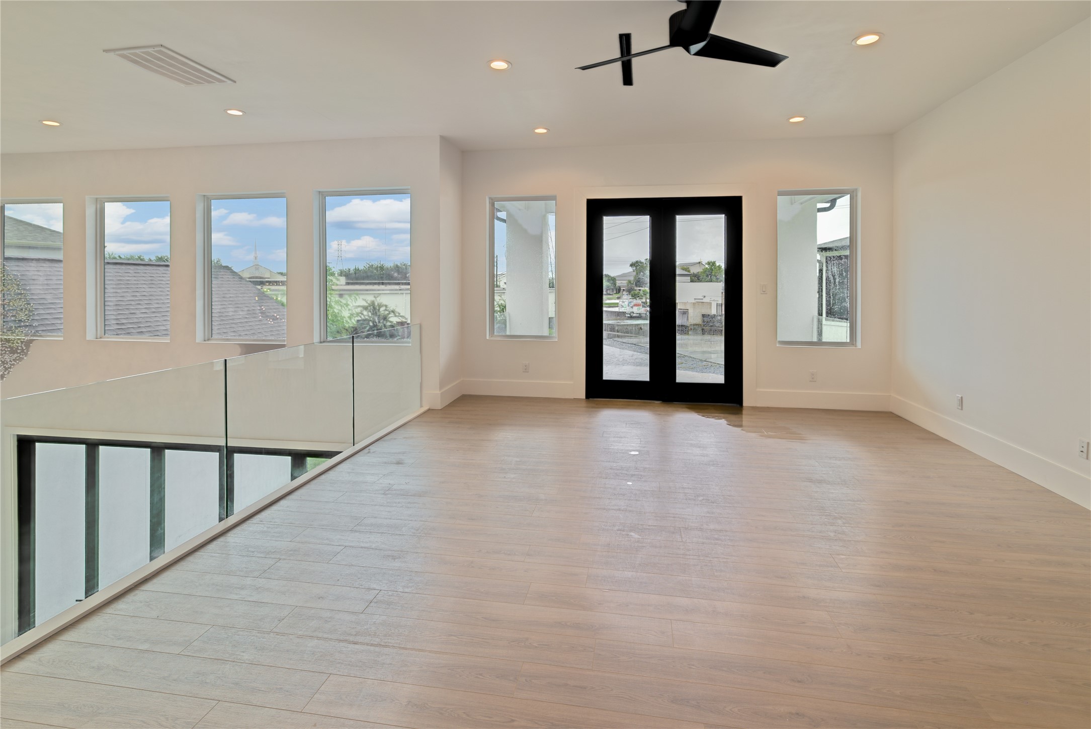 2217 Waterford Village Boulevard Property Photo 34