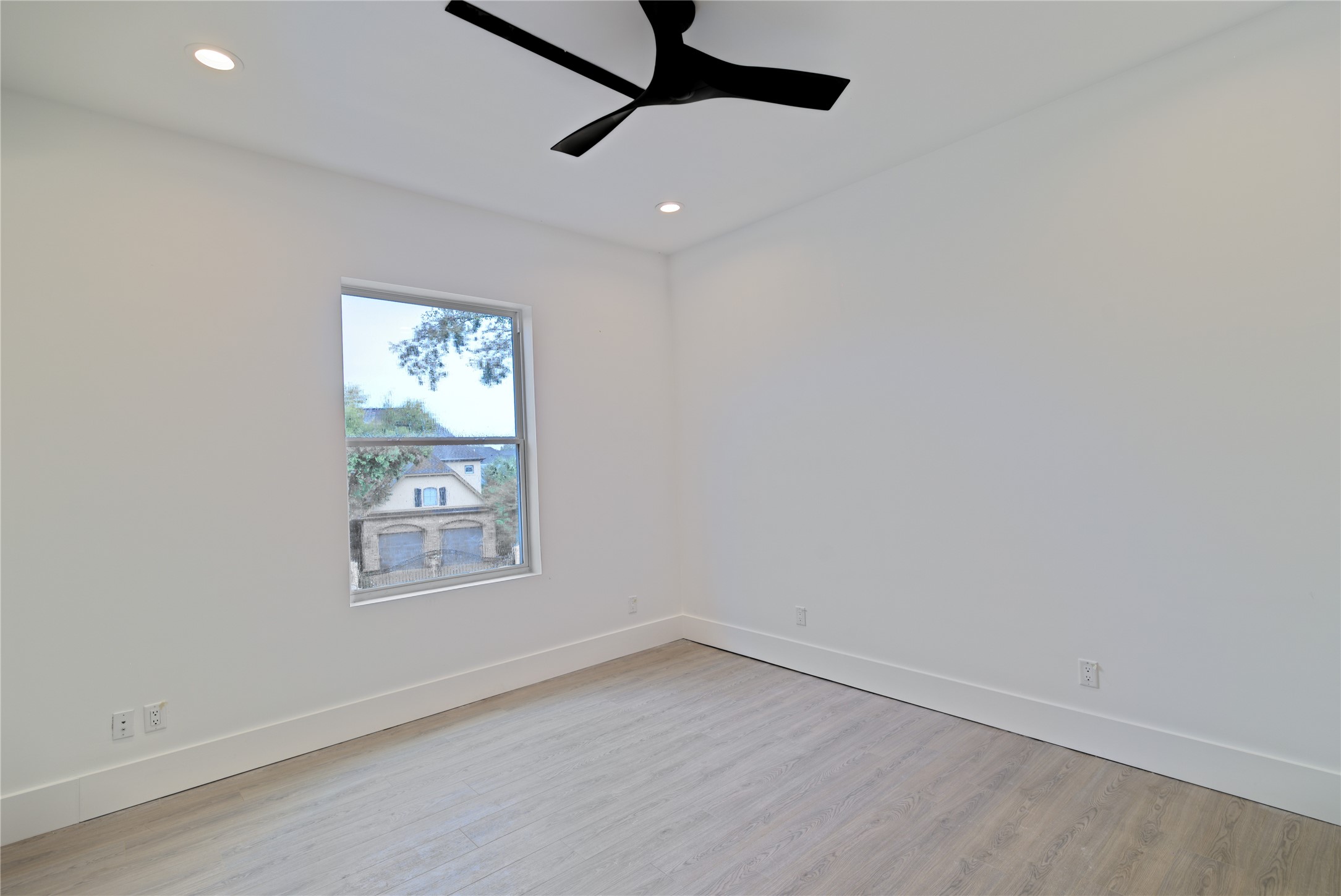2217 Waterford Village Boulevard Property Photo 35