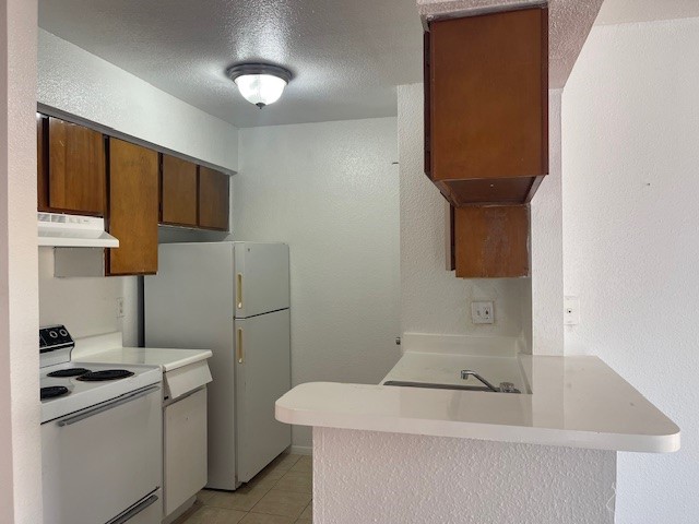 9201 Clarewood Drive 357 Property Photo 9