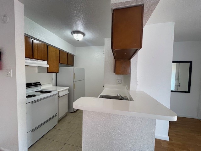 9201 Clarewood Drive 357 Property Photo 12