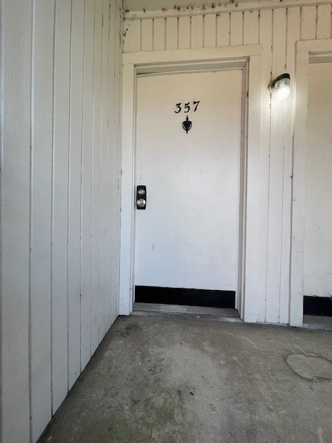 9201 Clarewood Drive 357 Property Photo 20