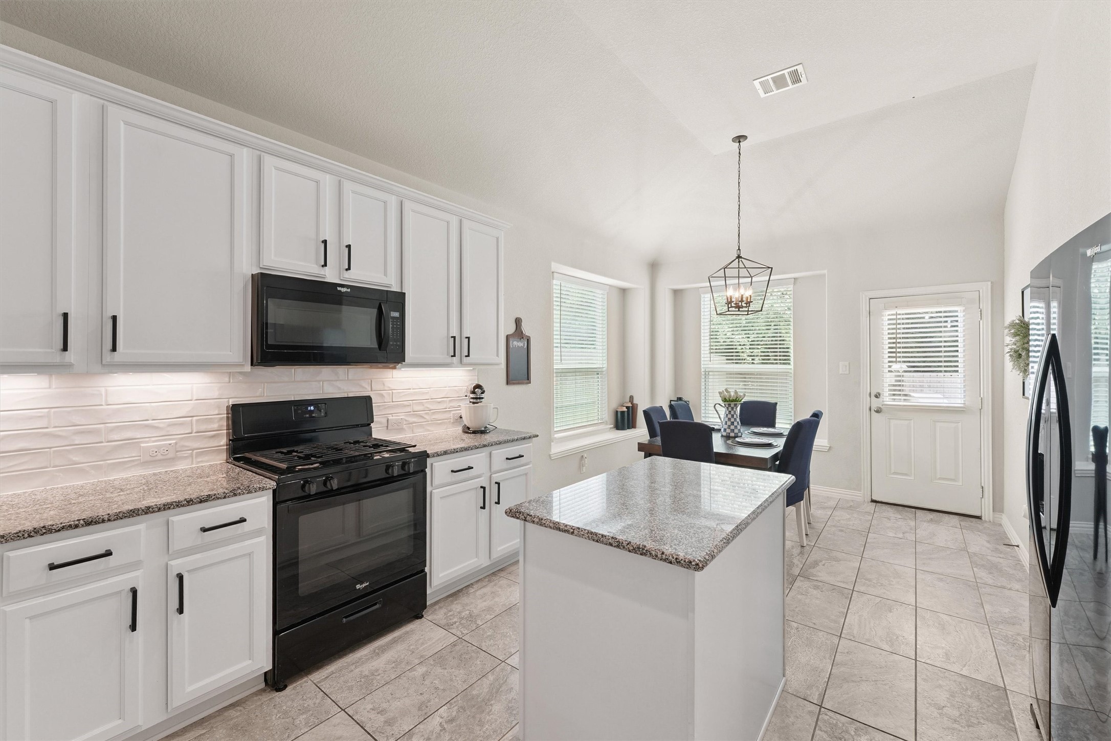 5114 Wyatt James Lane Property Photo 3