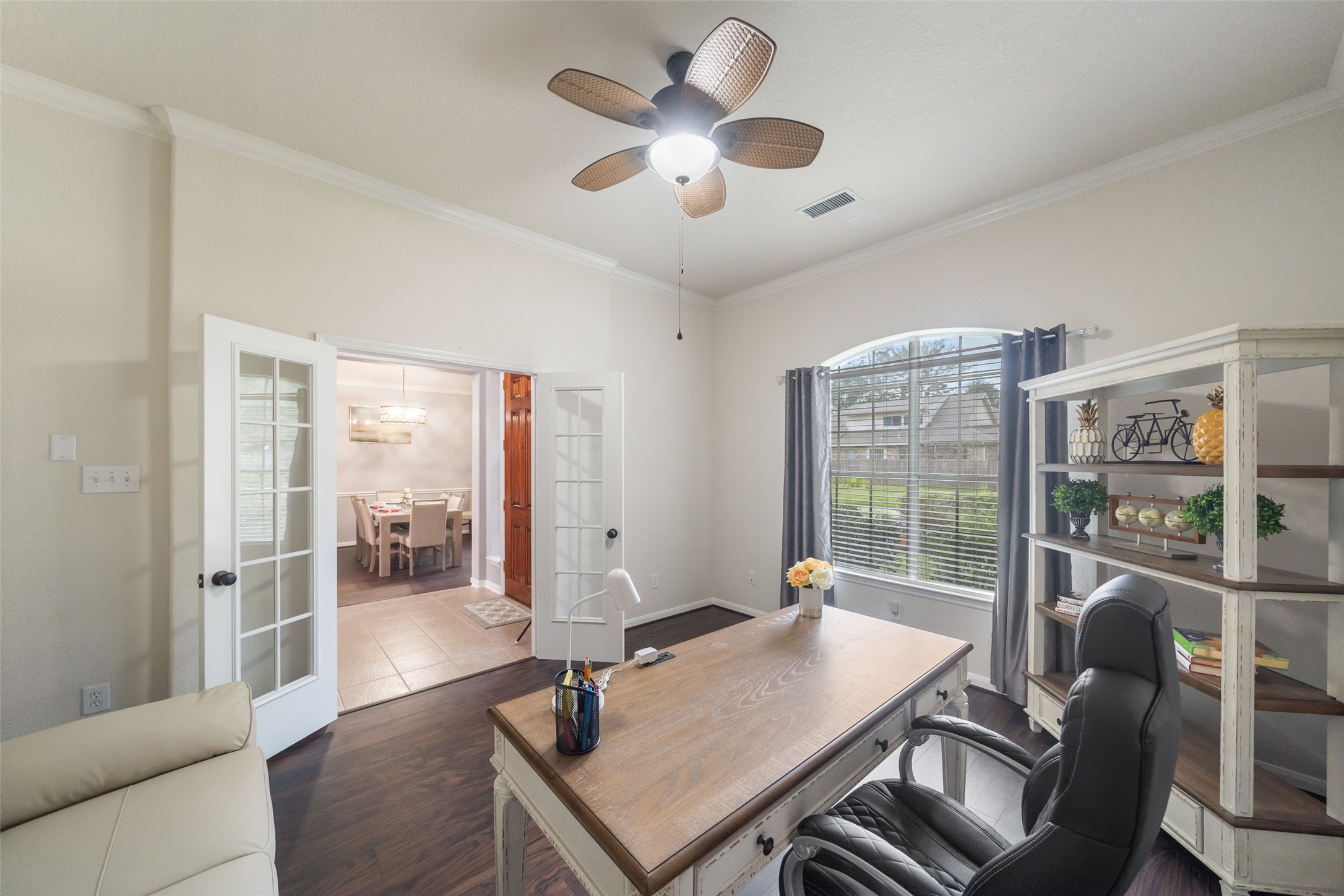 6 W Prairie Dawn Circle Property Photo 3