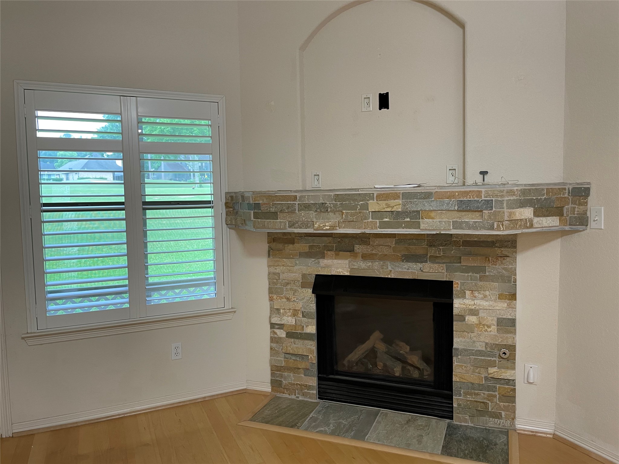 156 Harbour Town Drive Property Photo 8