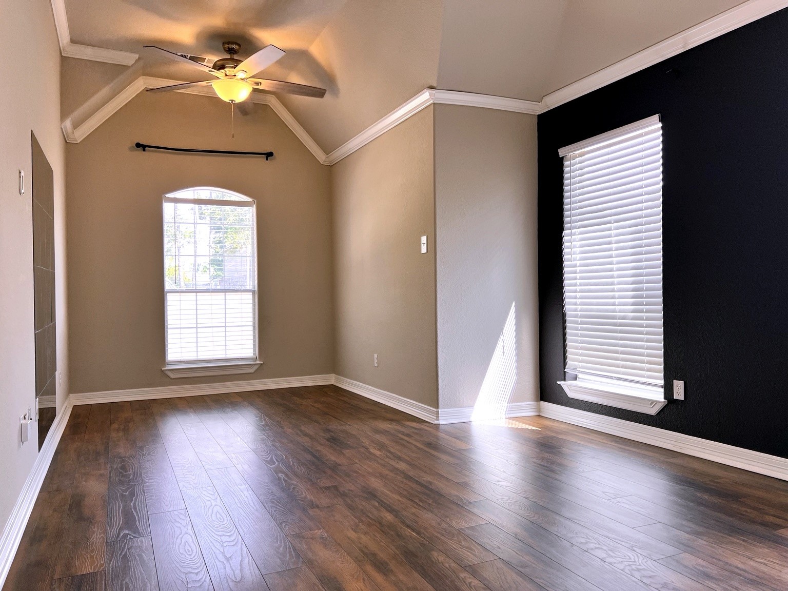 646 Spring Forest Drive Property Photo 10