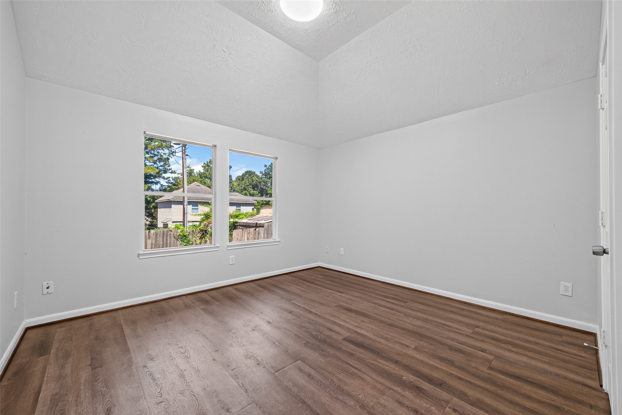 14089 Broken Arrow Drive Property Photo 14