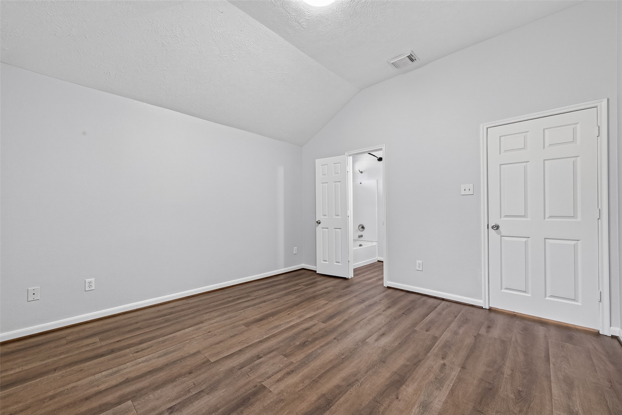 14089 Broken Arrow Drive Property Photo 17