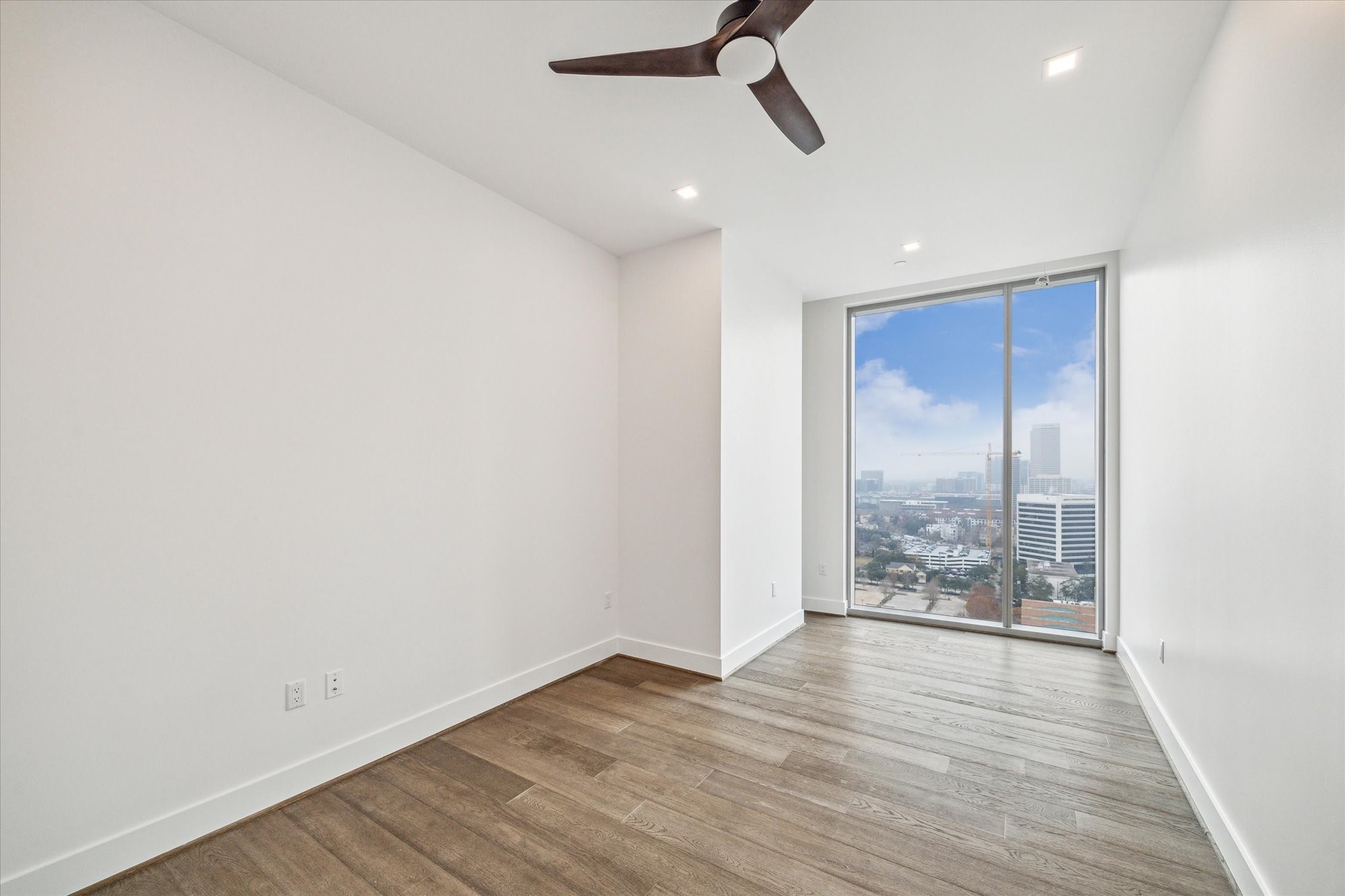 1711 Allen Parkway 1803 Property Photo 7