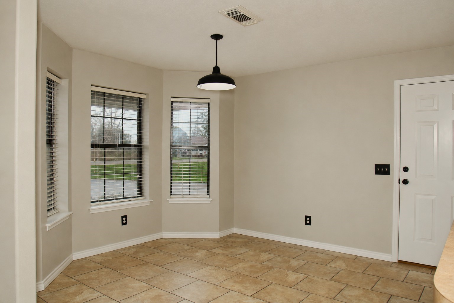 3121 County Road 415b Property Photo 7