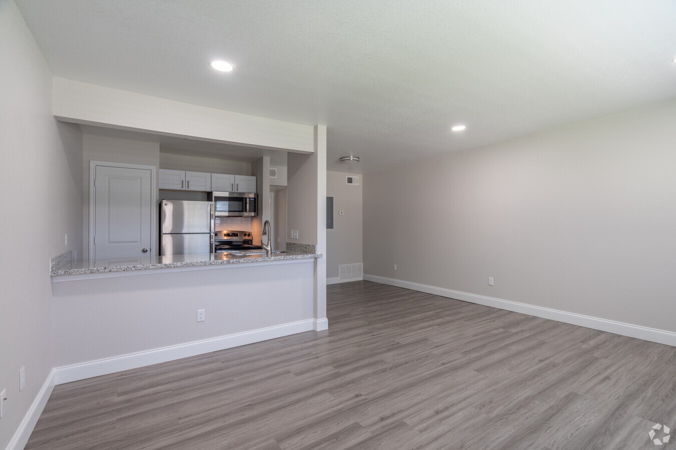 1600 Avenue M 123 Property Photo 2