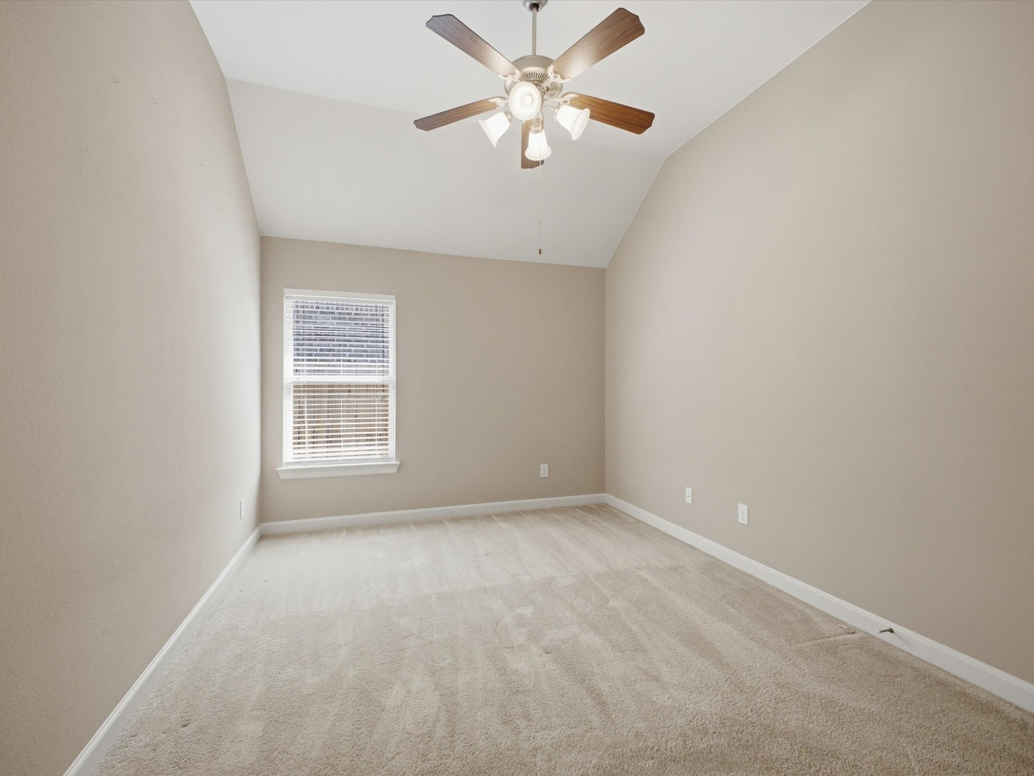 19507 Corbit Grove Court Property Photo 20