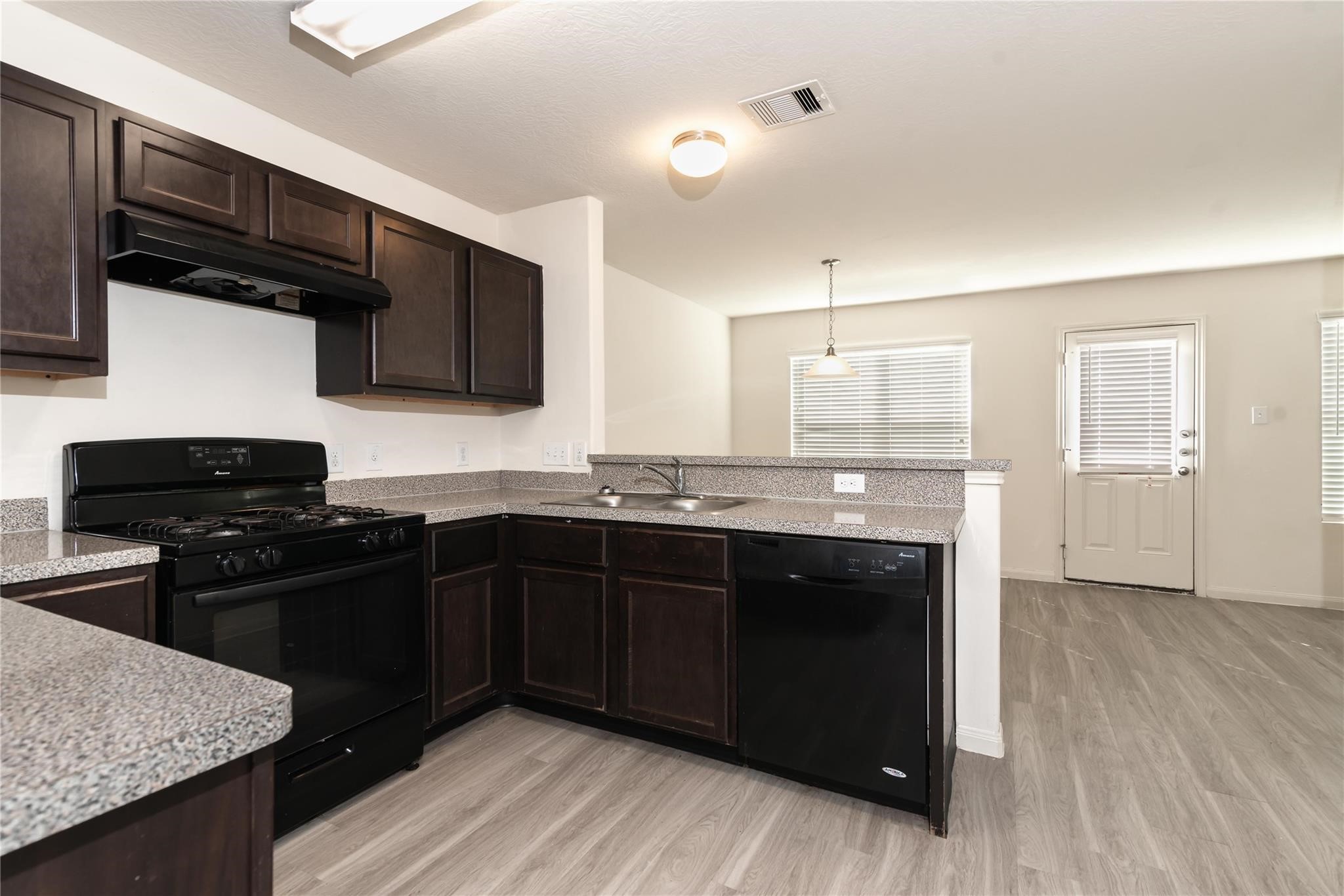 4135 Nathans Park Place Property Photo 4