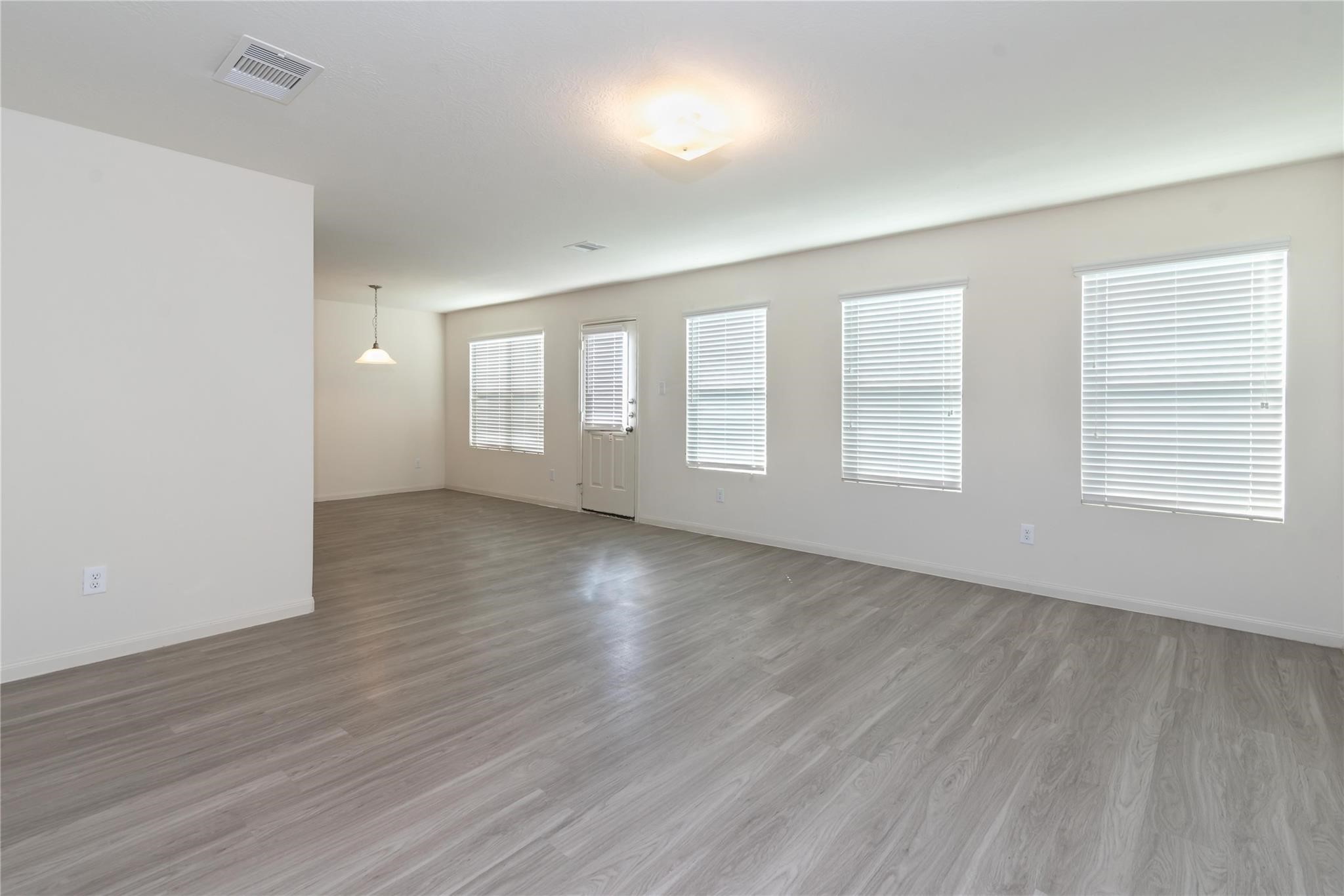 4135 Nathans Park Place Property Photo 8
