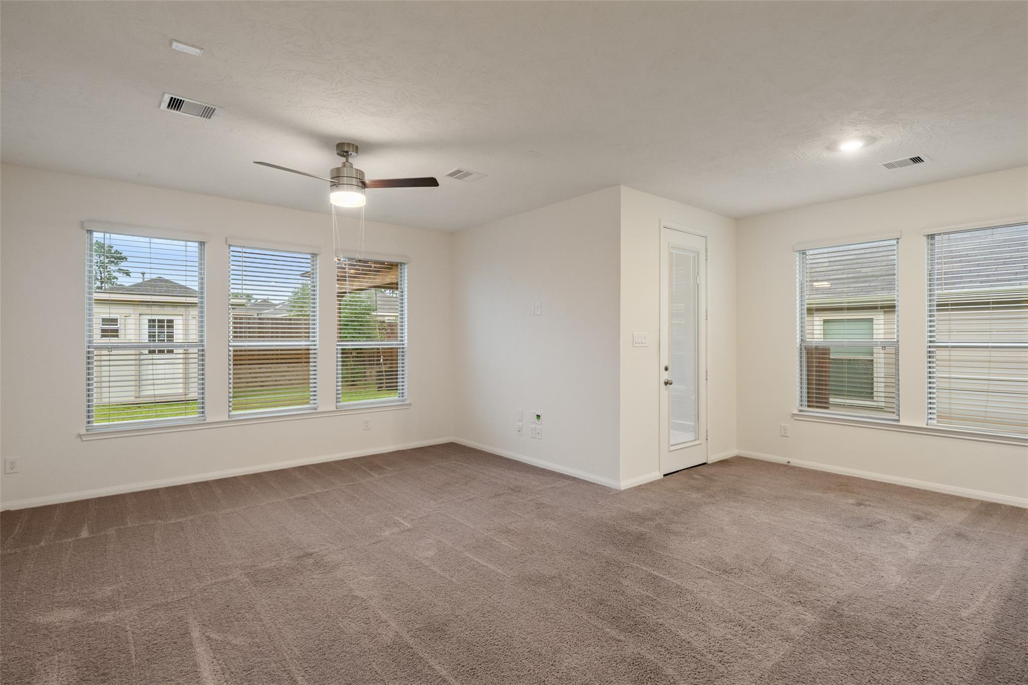 2652 Bluewood Court, Conroe Tx 77378 Property Photo 7
