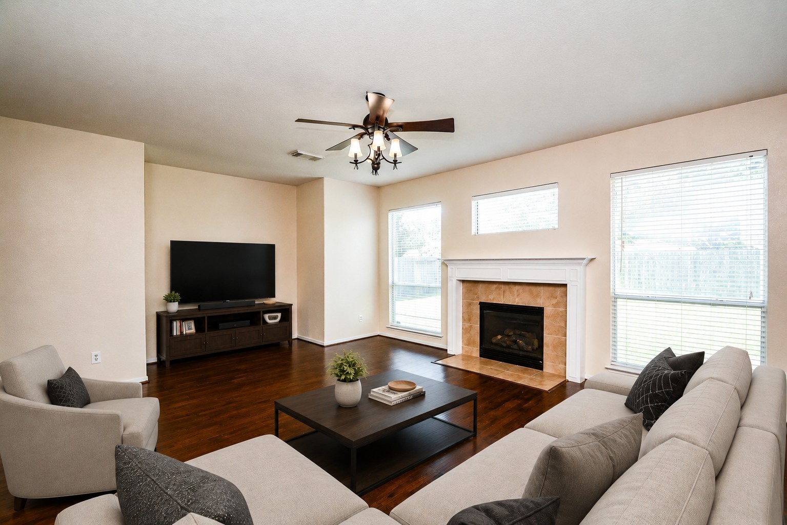 18507 Lodgepole Pine Street Property Photo 1