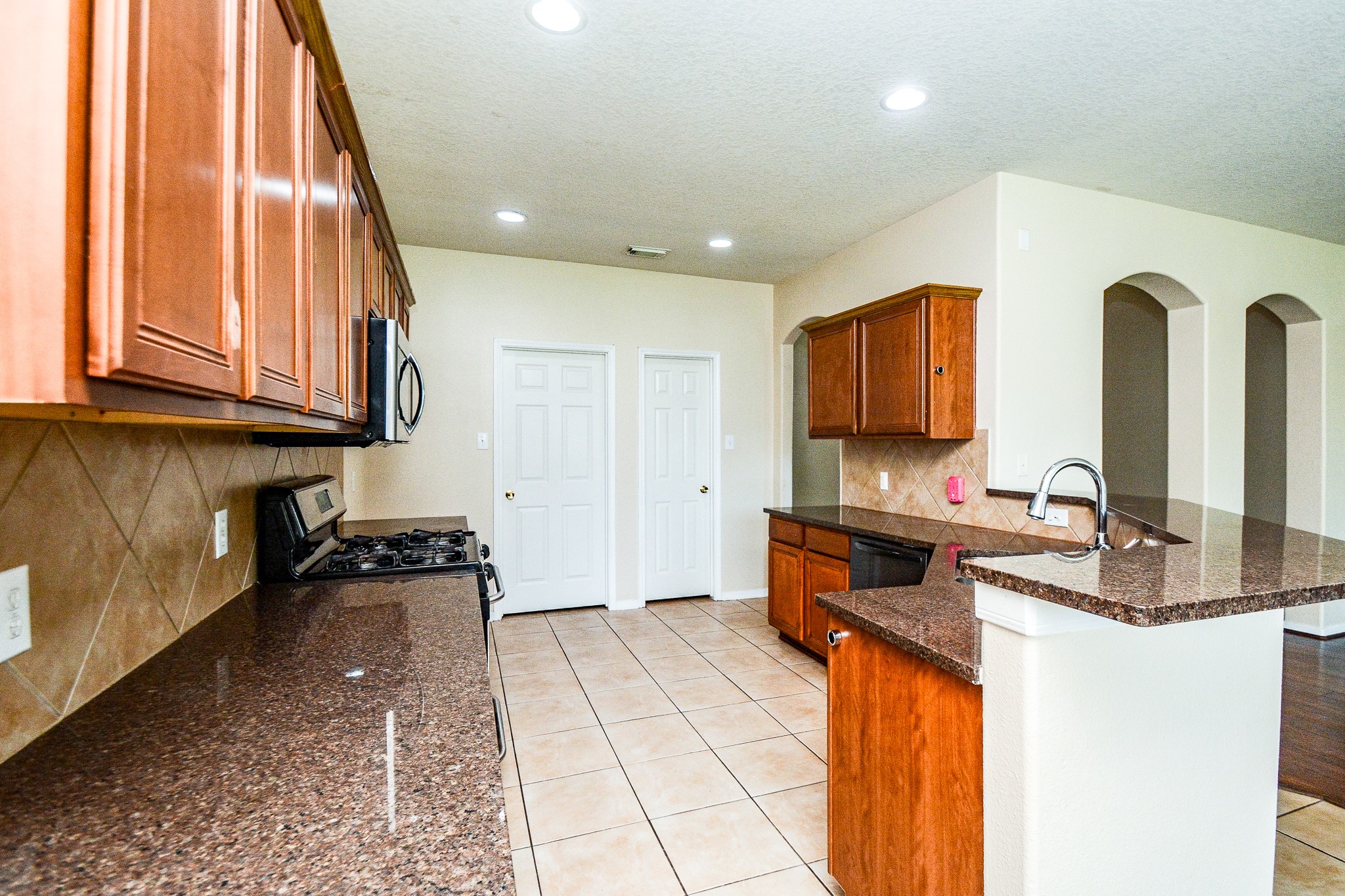 18507 Lodgepole Pine Street Property Photo 6