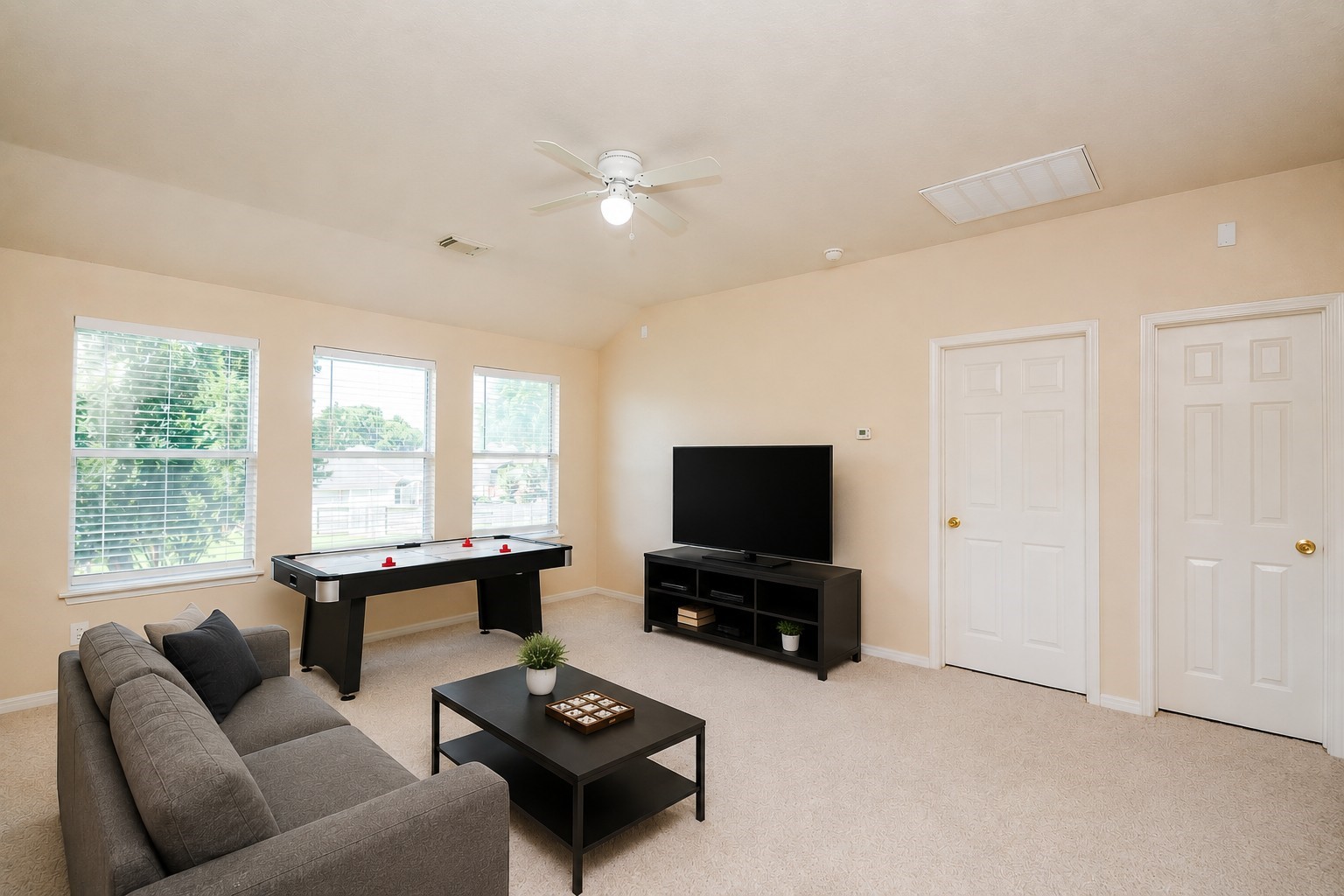 18507 Lodgepole Pine Street Property Photo 11