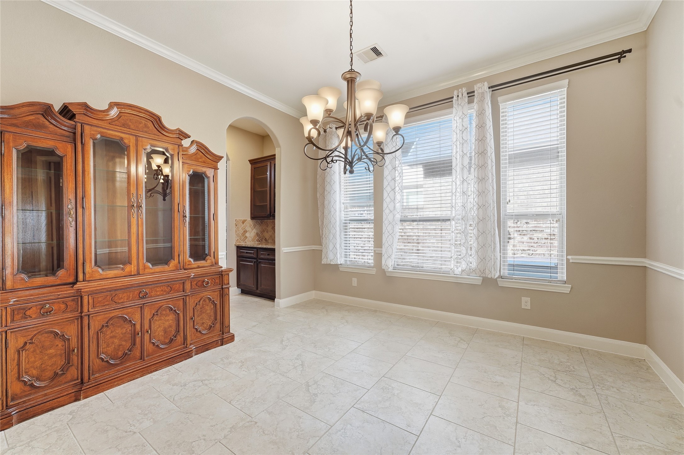 20014 Hill Grove Court Property Photo 15