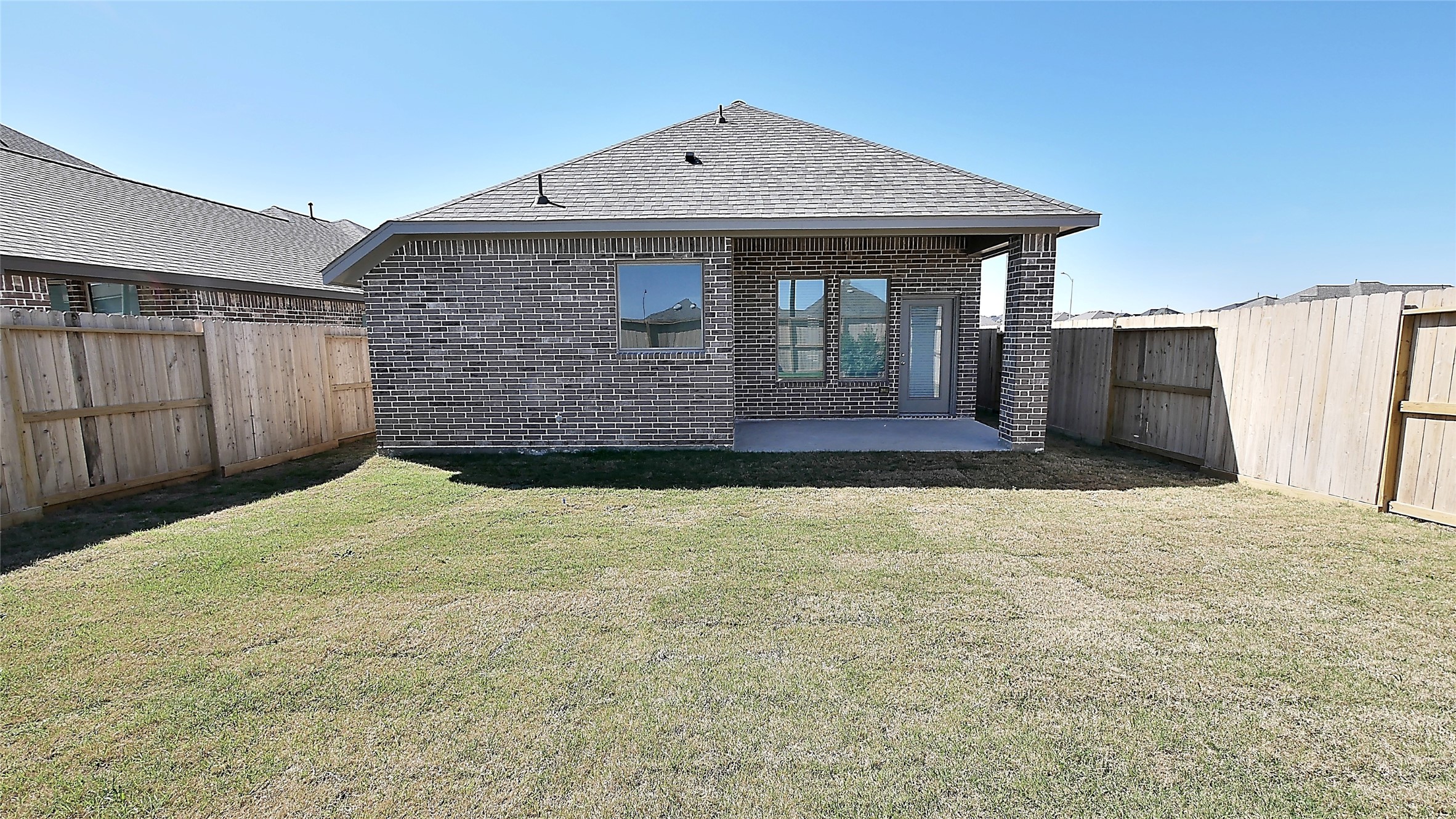 2819 Orange Leaf Drive Property Photo 2