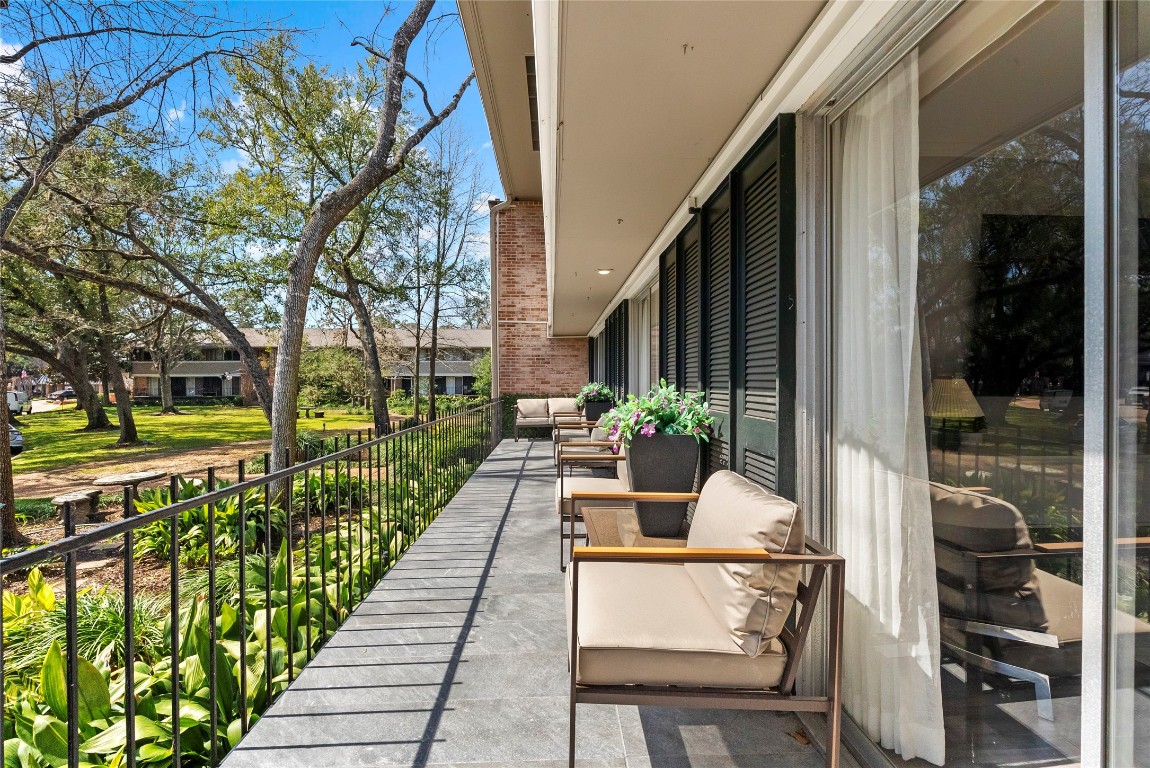 604 S Ripple Creek Drive 604 Property Photo 1