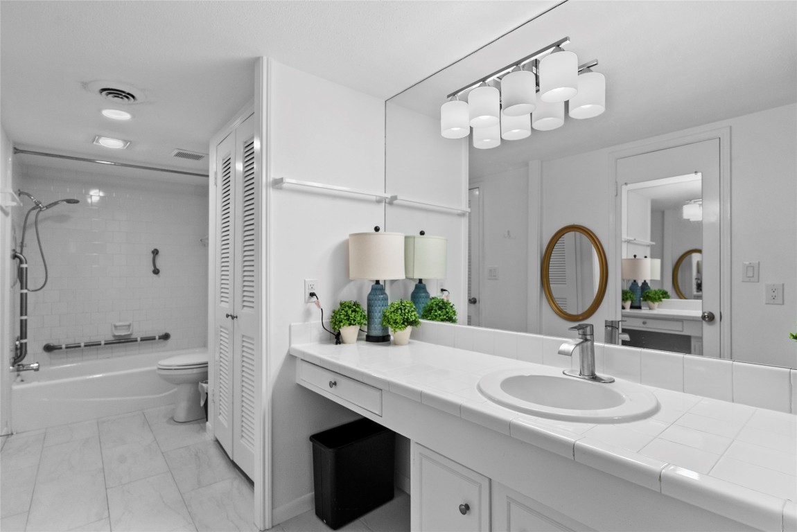 604 S Ripple Creek Drive 604 Property Photo 18