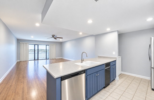 15575 Marina Drive 315c Property Photo 2