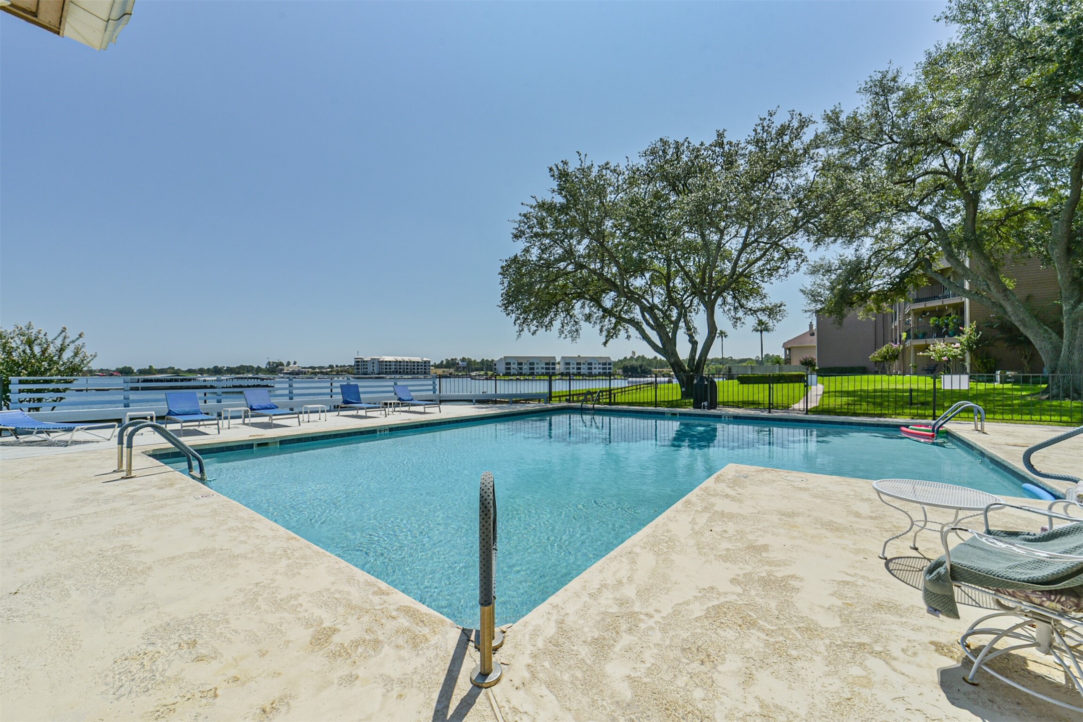15575 Marina Drive 315c Property Photo 19