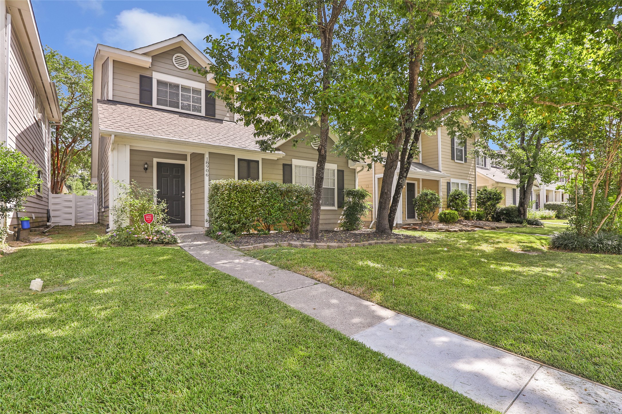 18906 Atasca Oaks Drive Property Photo 2