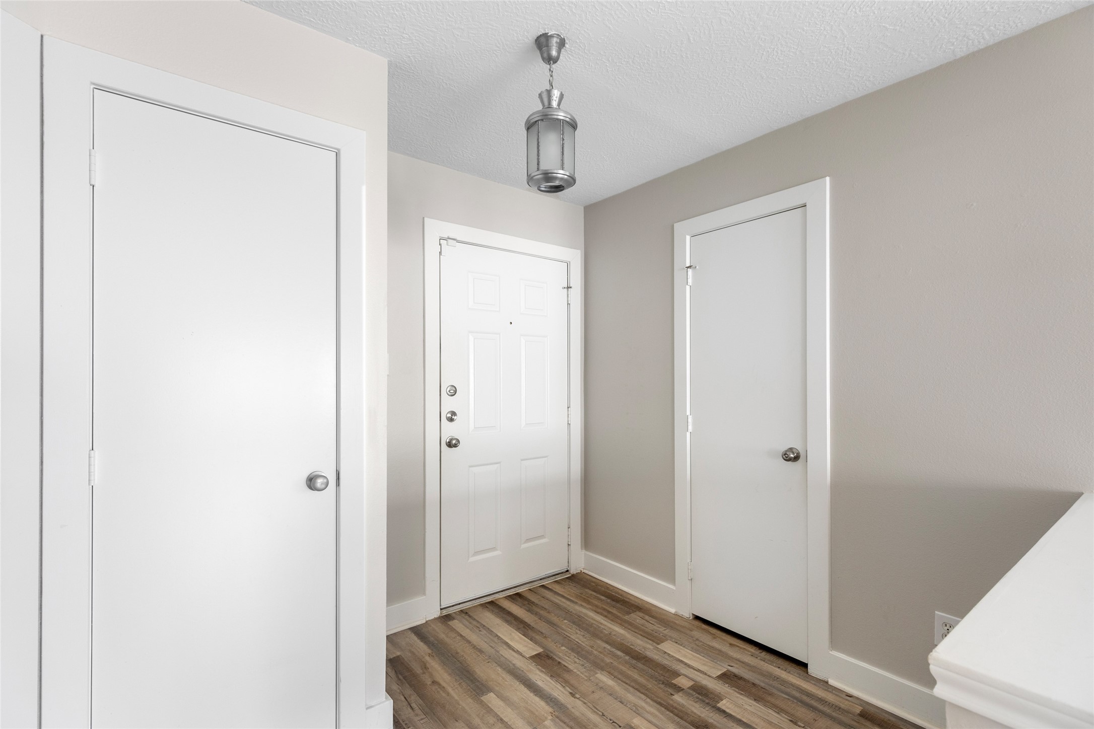 18906 Atasca Oaks Drive Property Photo 6