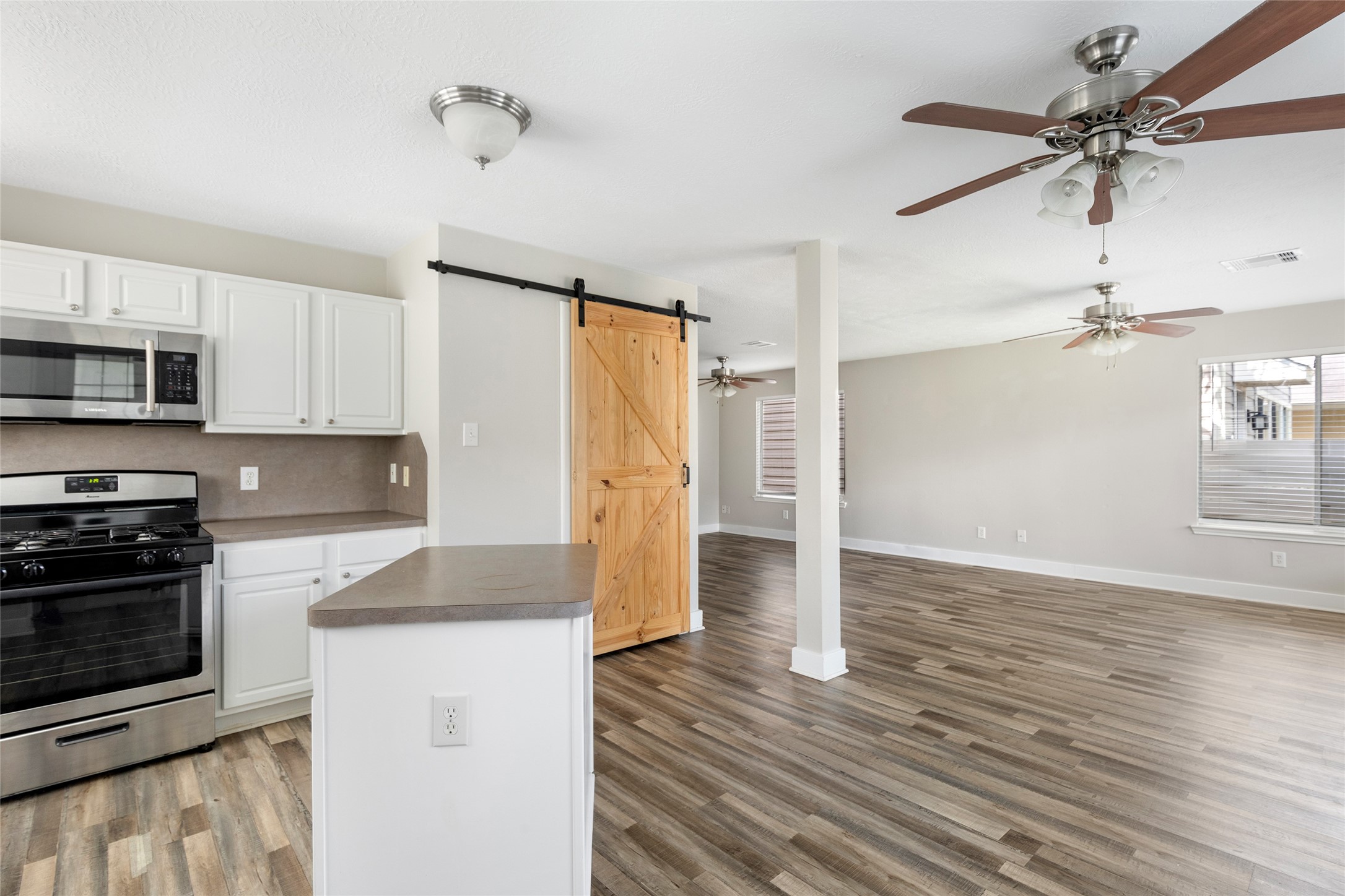 18906 Atasca Oaks Drive Property Photo 15