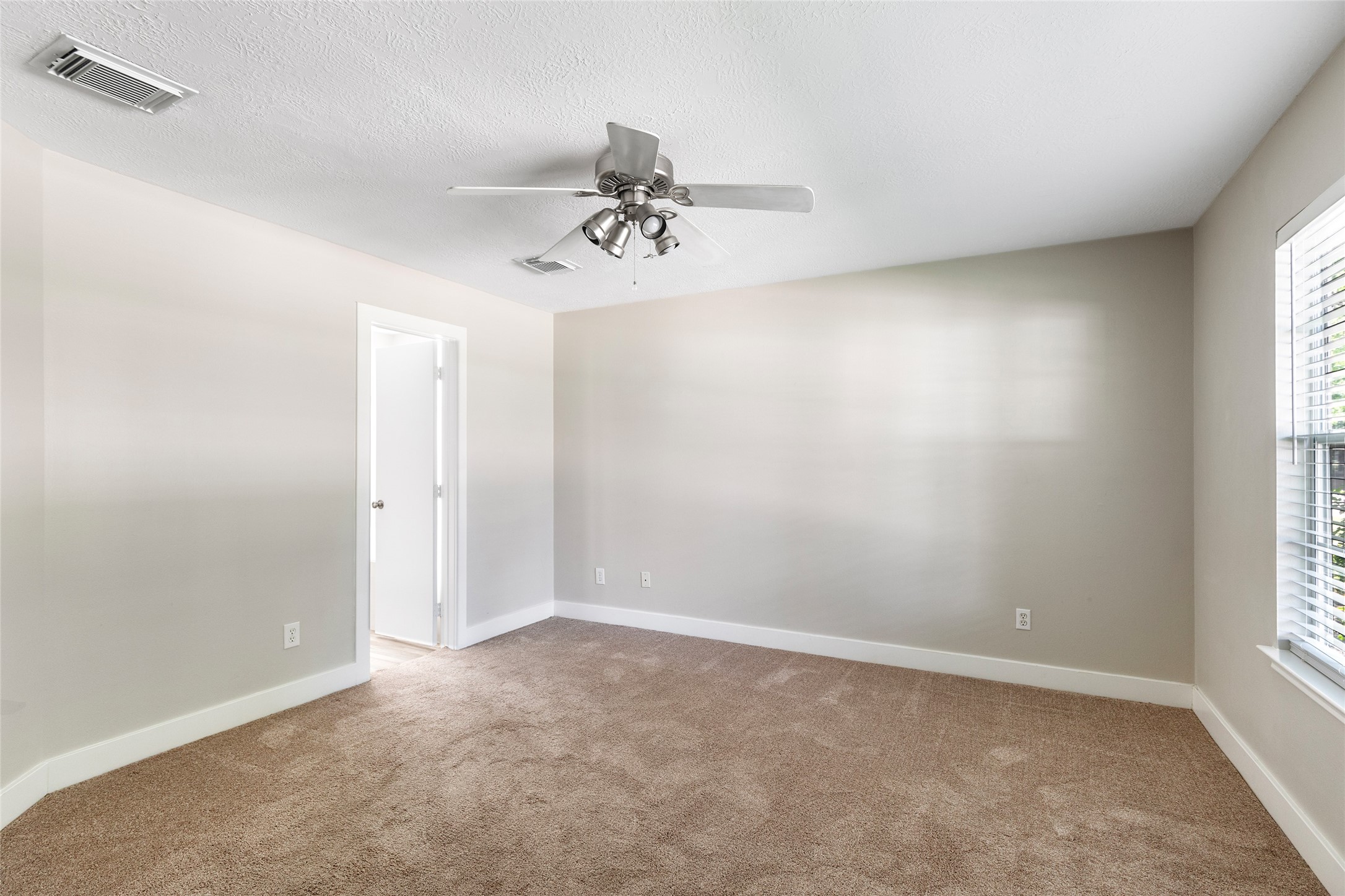 18906 Atasca Oaks Drive Property Photo 22