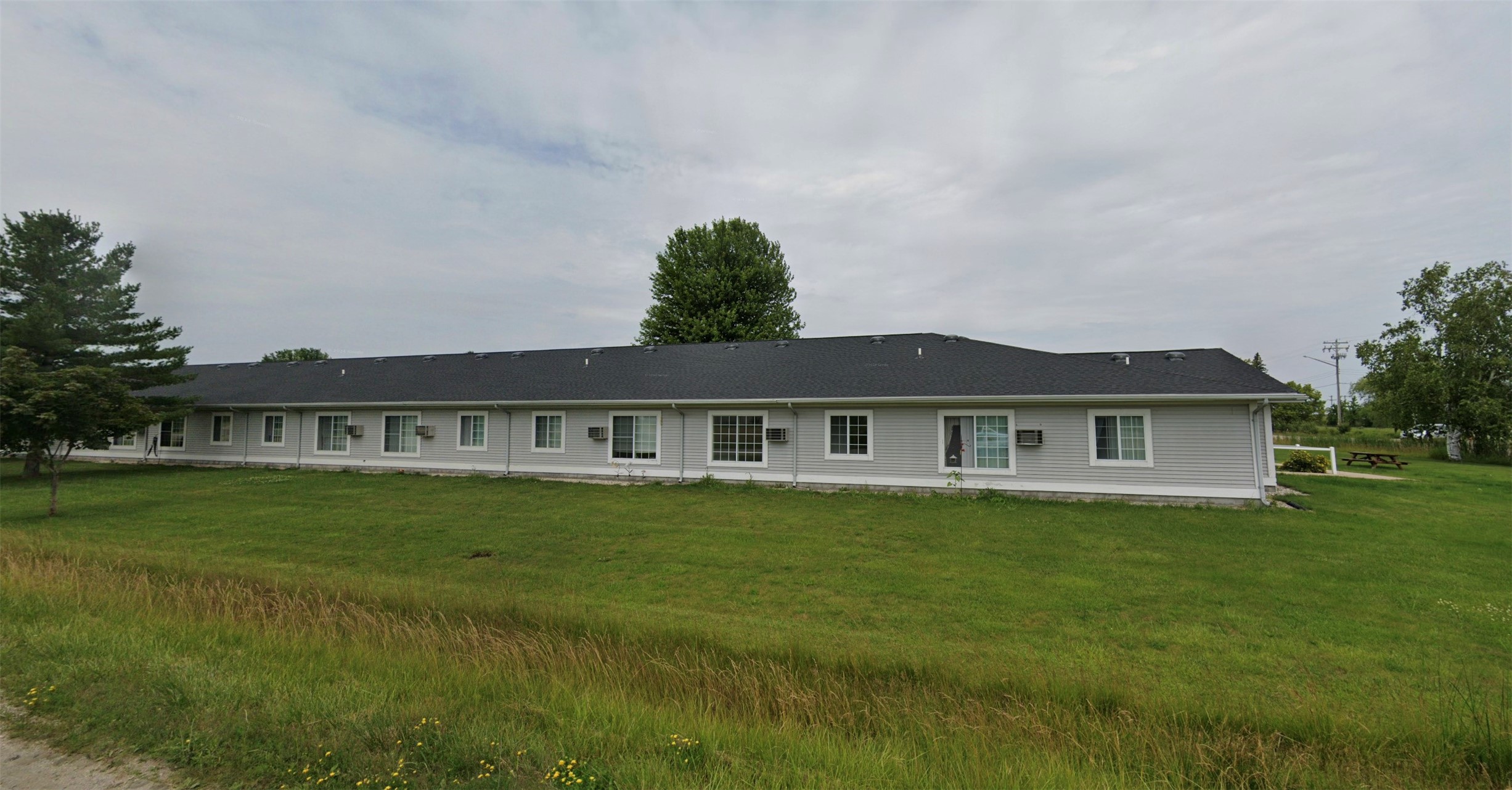 1108 S Huron St Property Photo 4