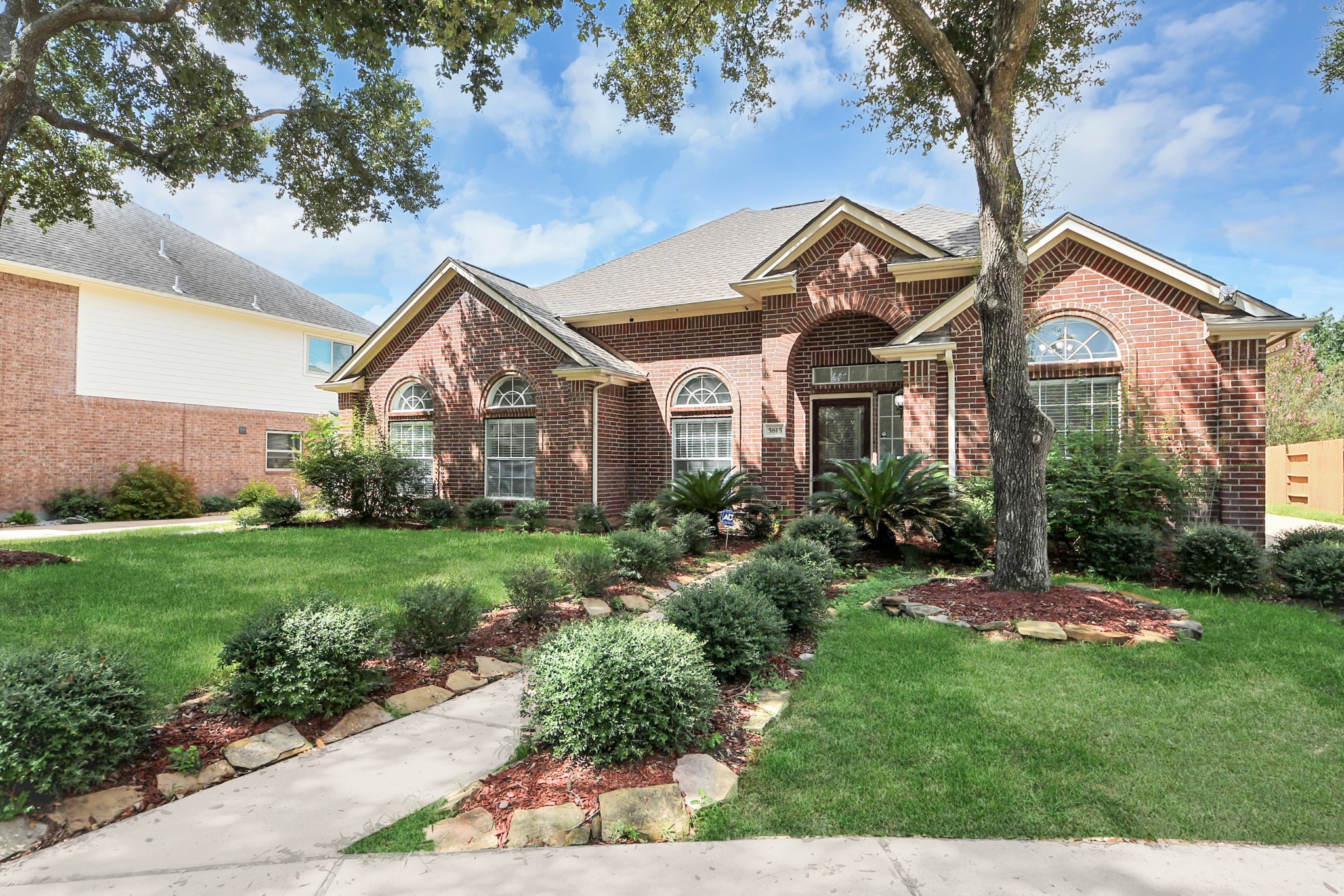 5815 Pheasant Ridge Lane Property Photo 2